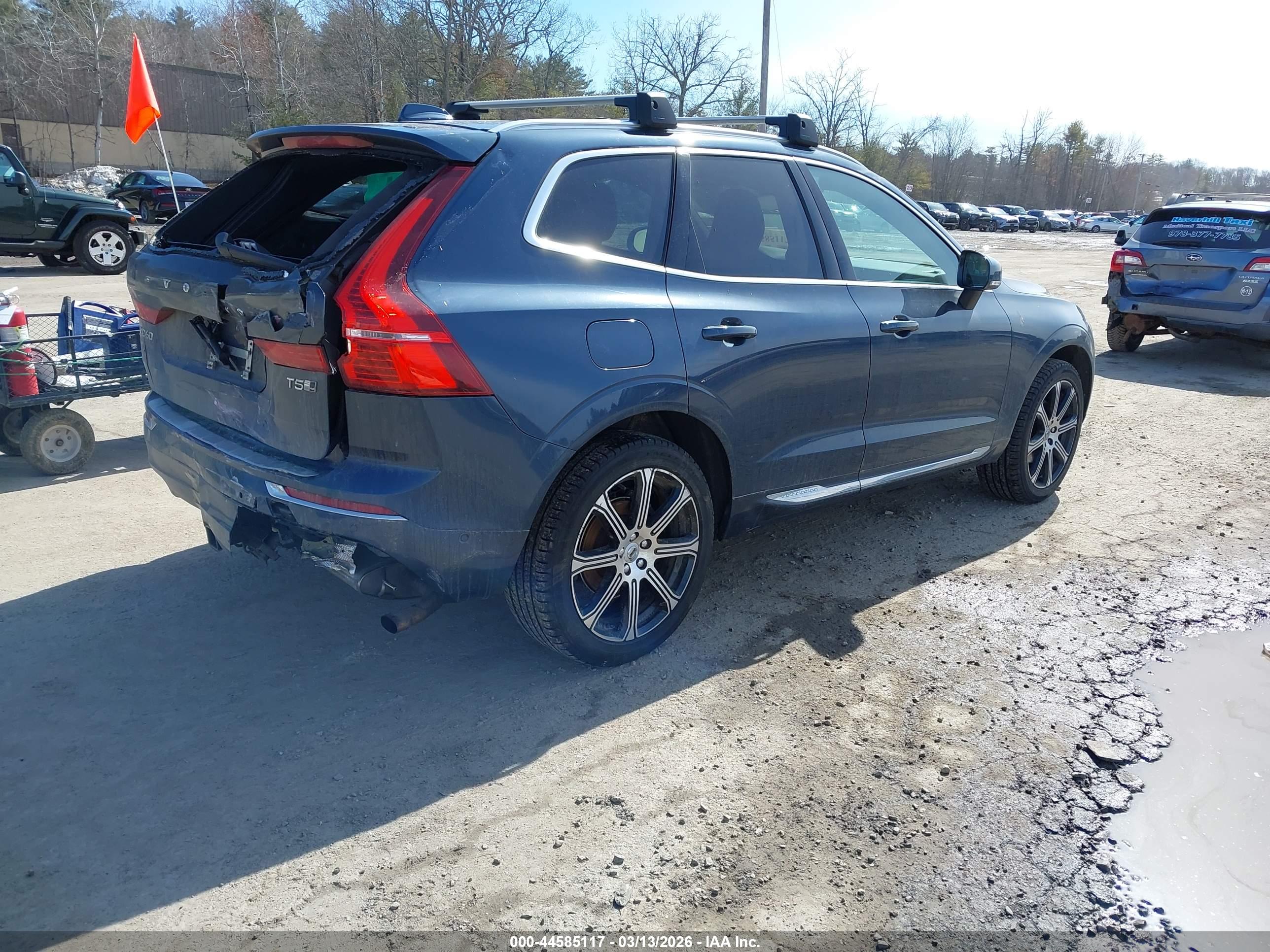 VOLVO XC60 image 4