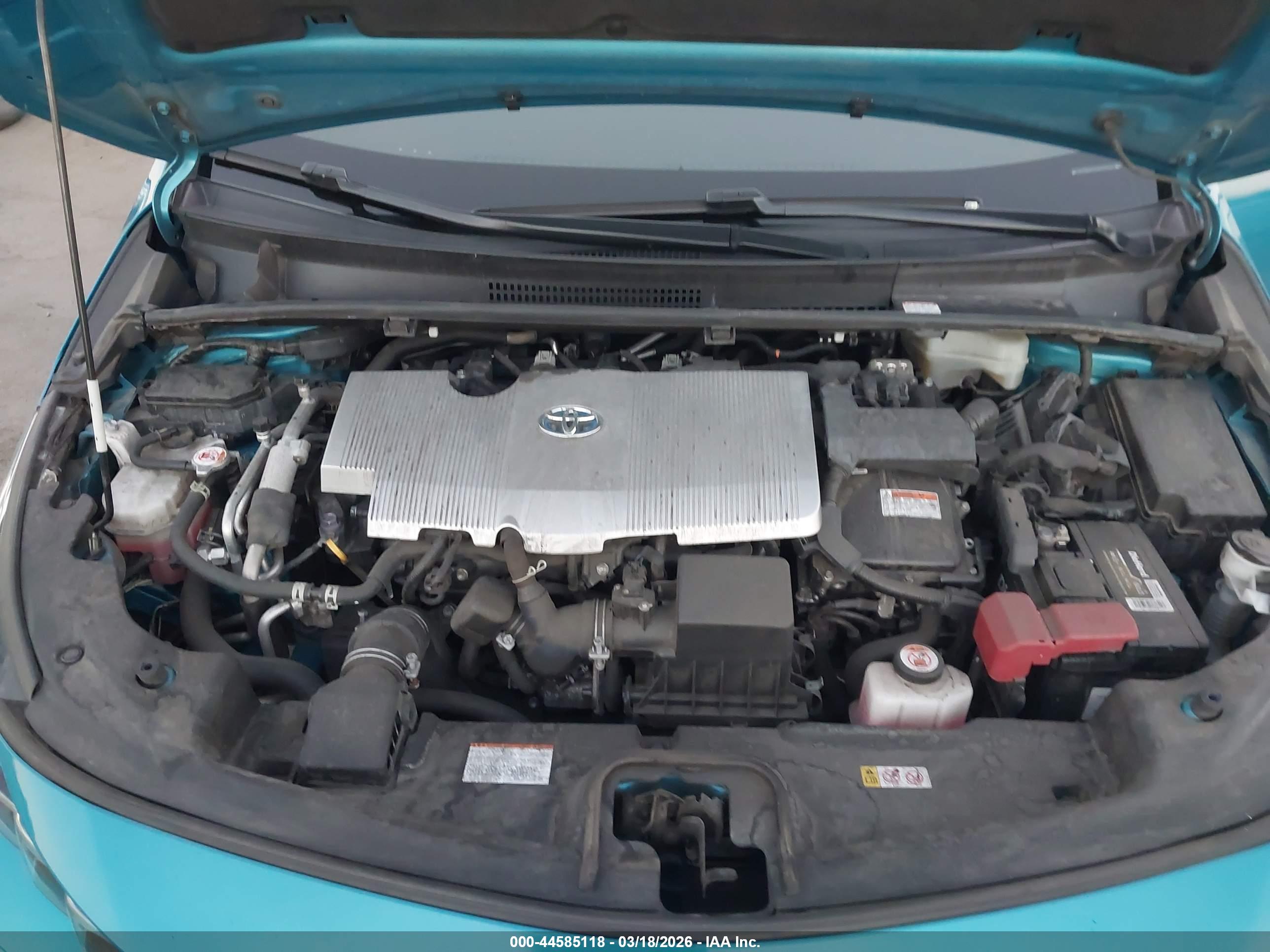 TOYOTA PRIUS image 10