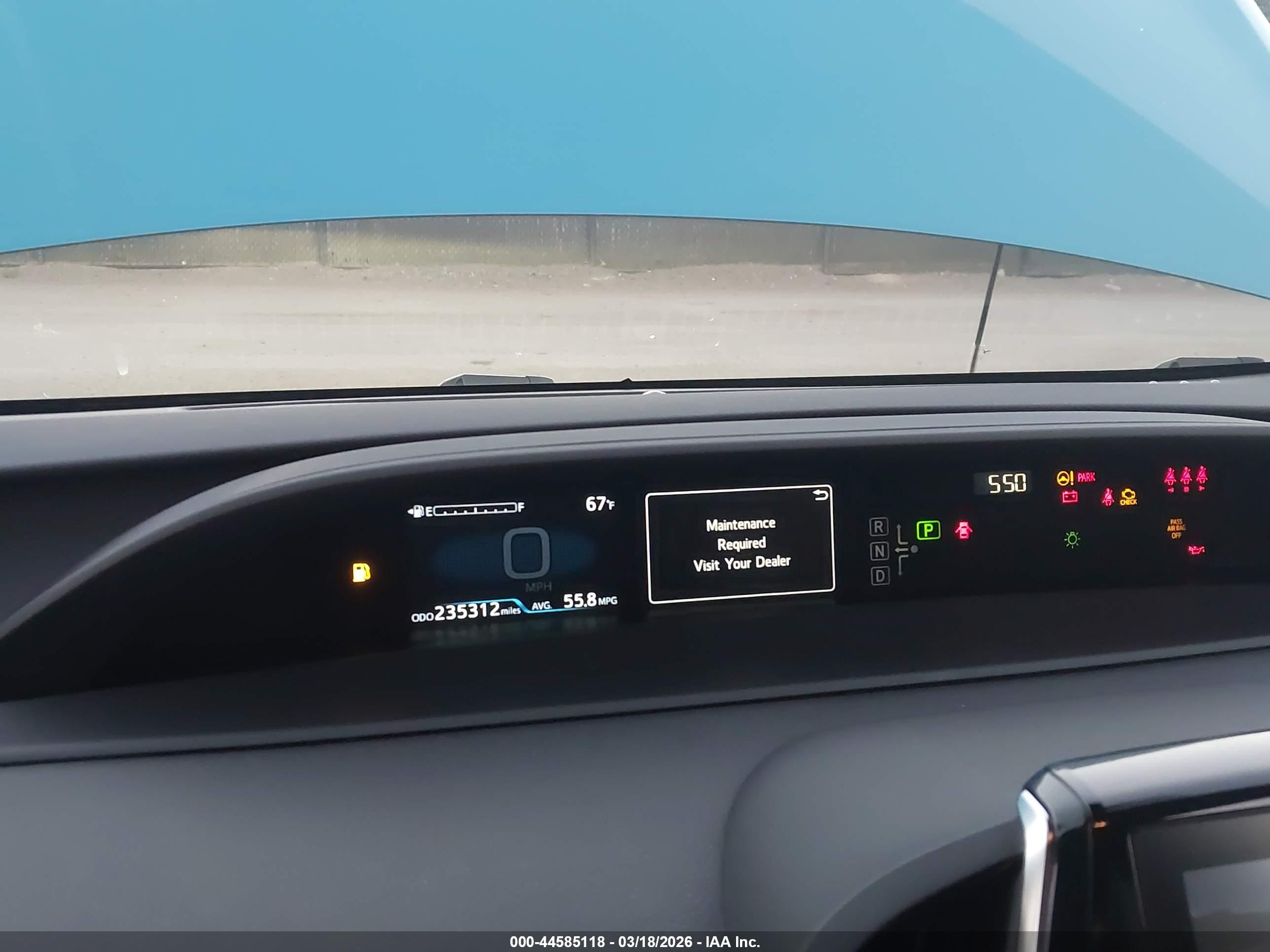 TOYOTA PRIUS image 7