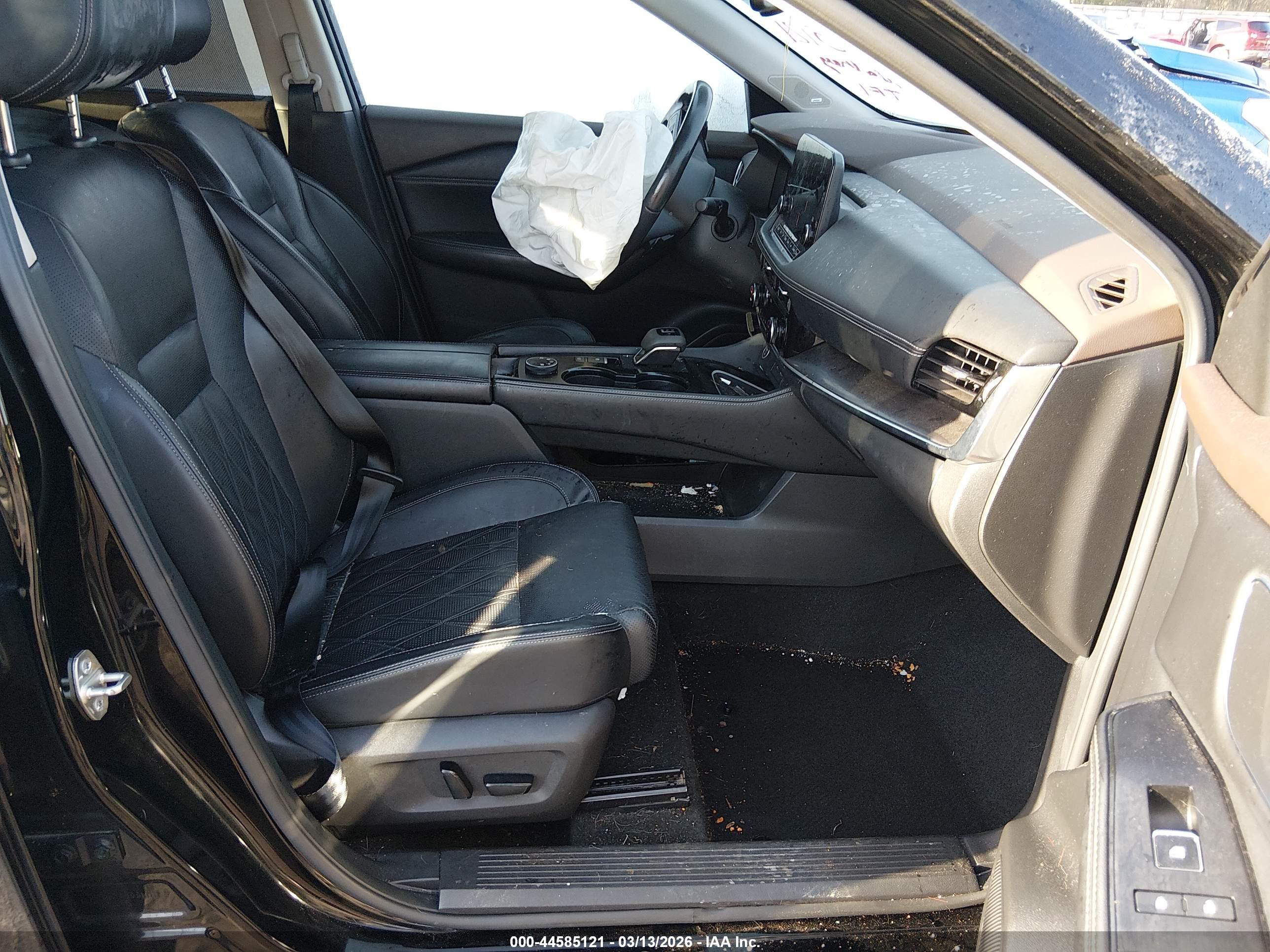 NISSAN ROGUE image 5