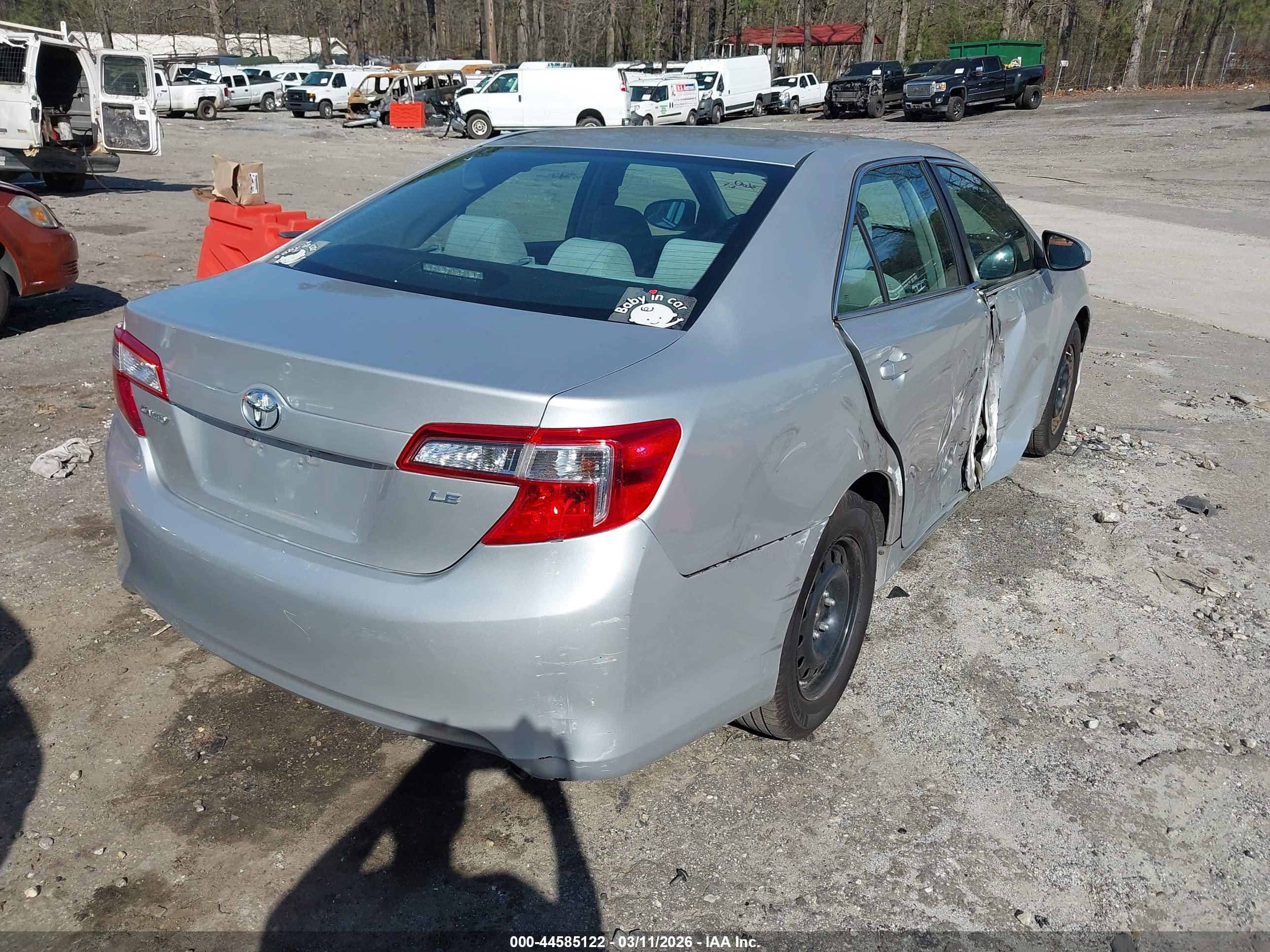 TOYOTA CAMRY image 4