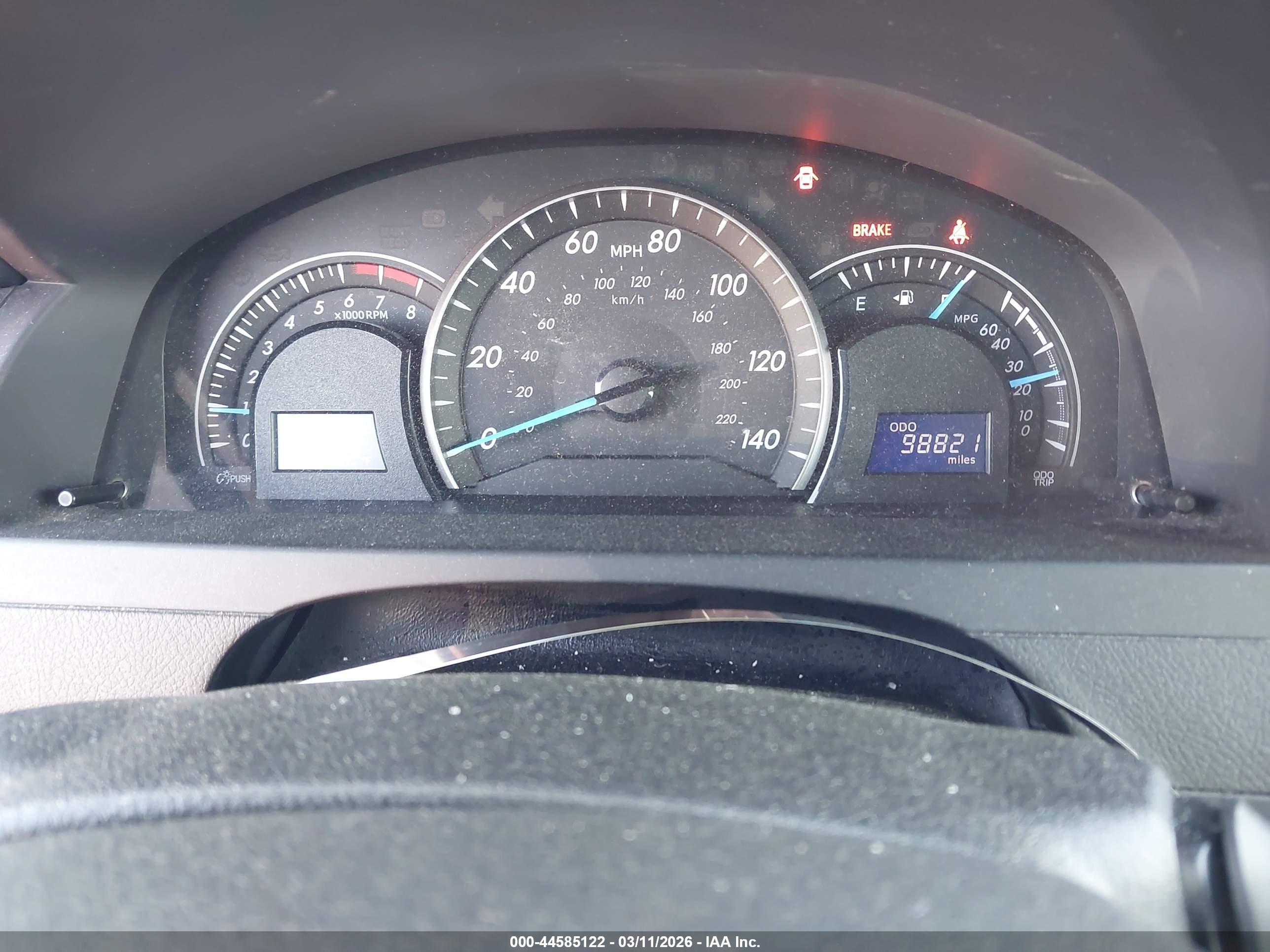 TOYOTA CAMRY image 7