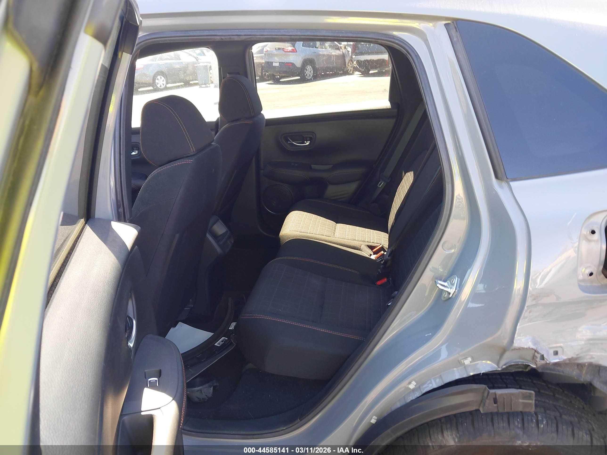 HONDA HR-V image 8