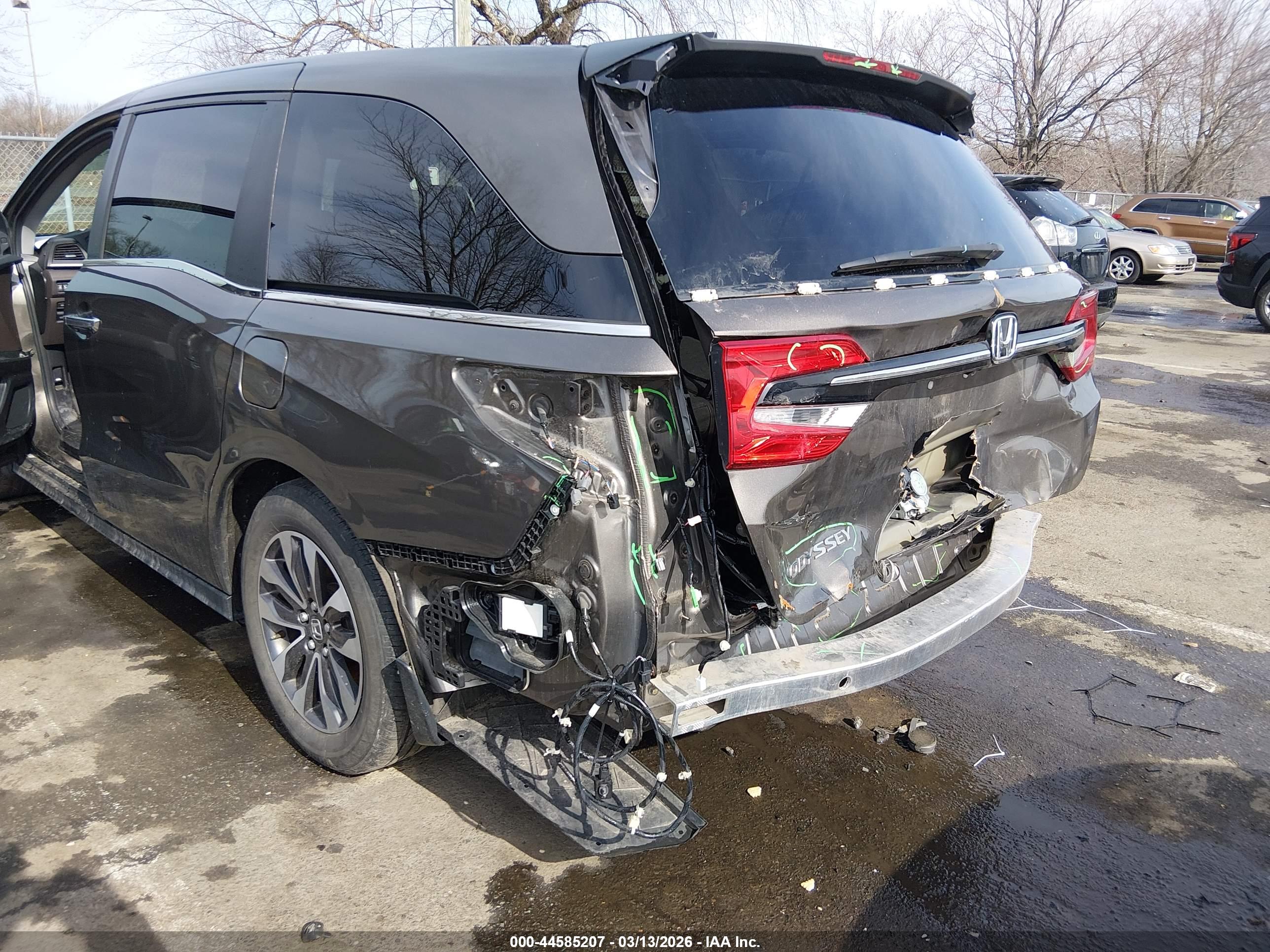 HONDA ODYSSEY image 6