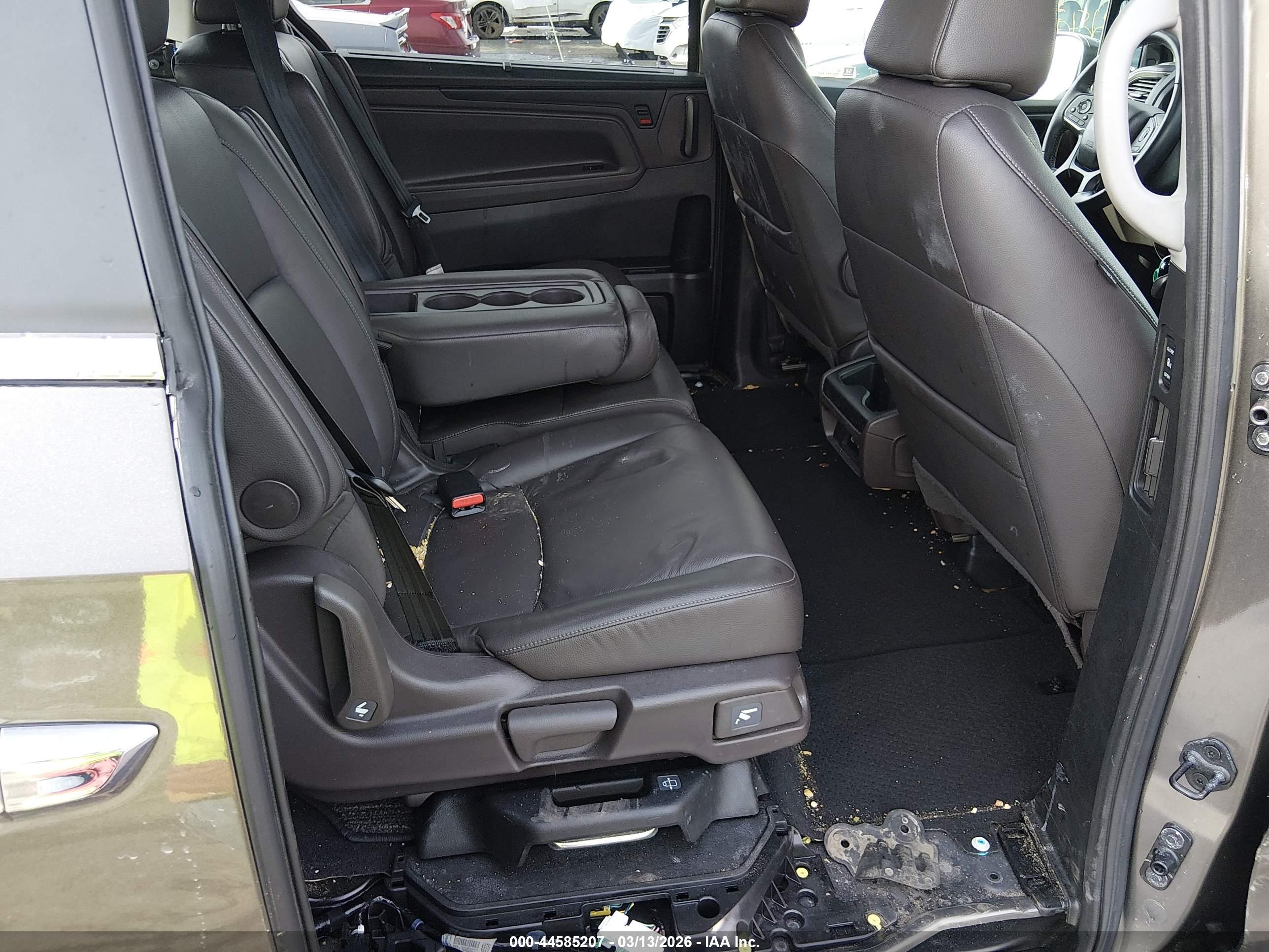 HONDA ODYSSEY image 8