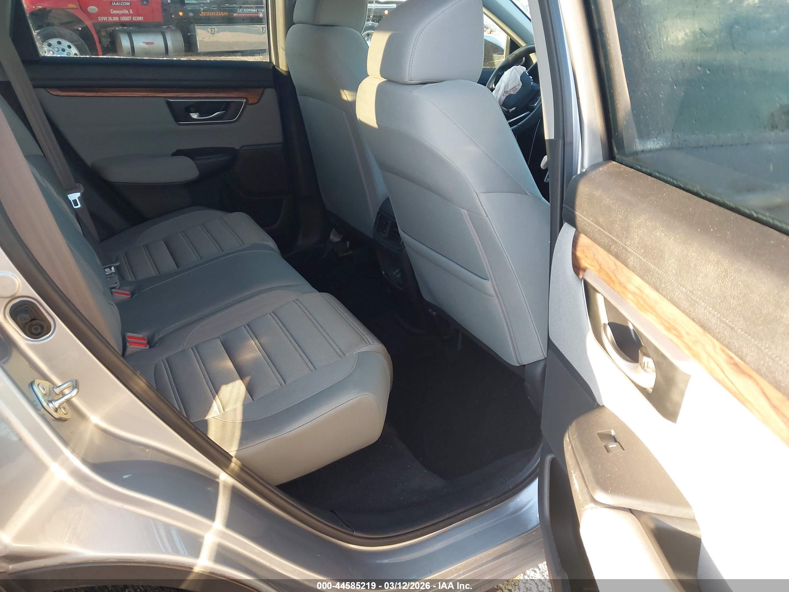 HONDA CR-V image 8