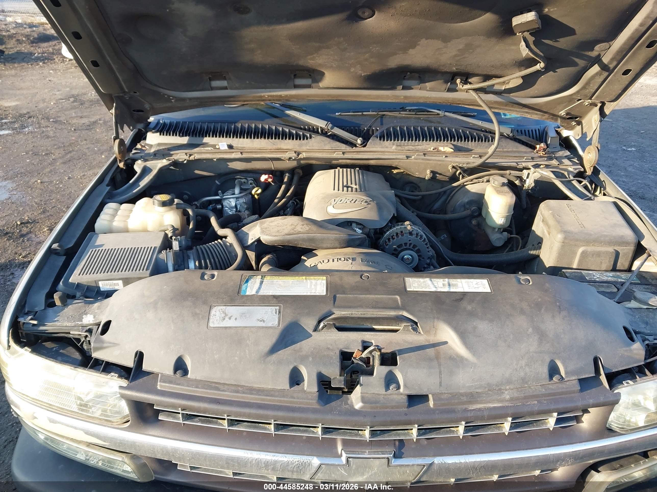 CHEVROLET SILVERADO image 10