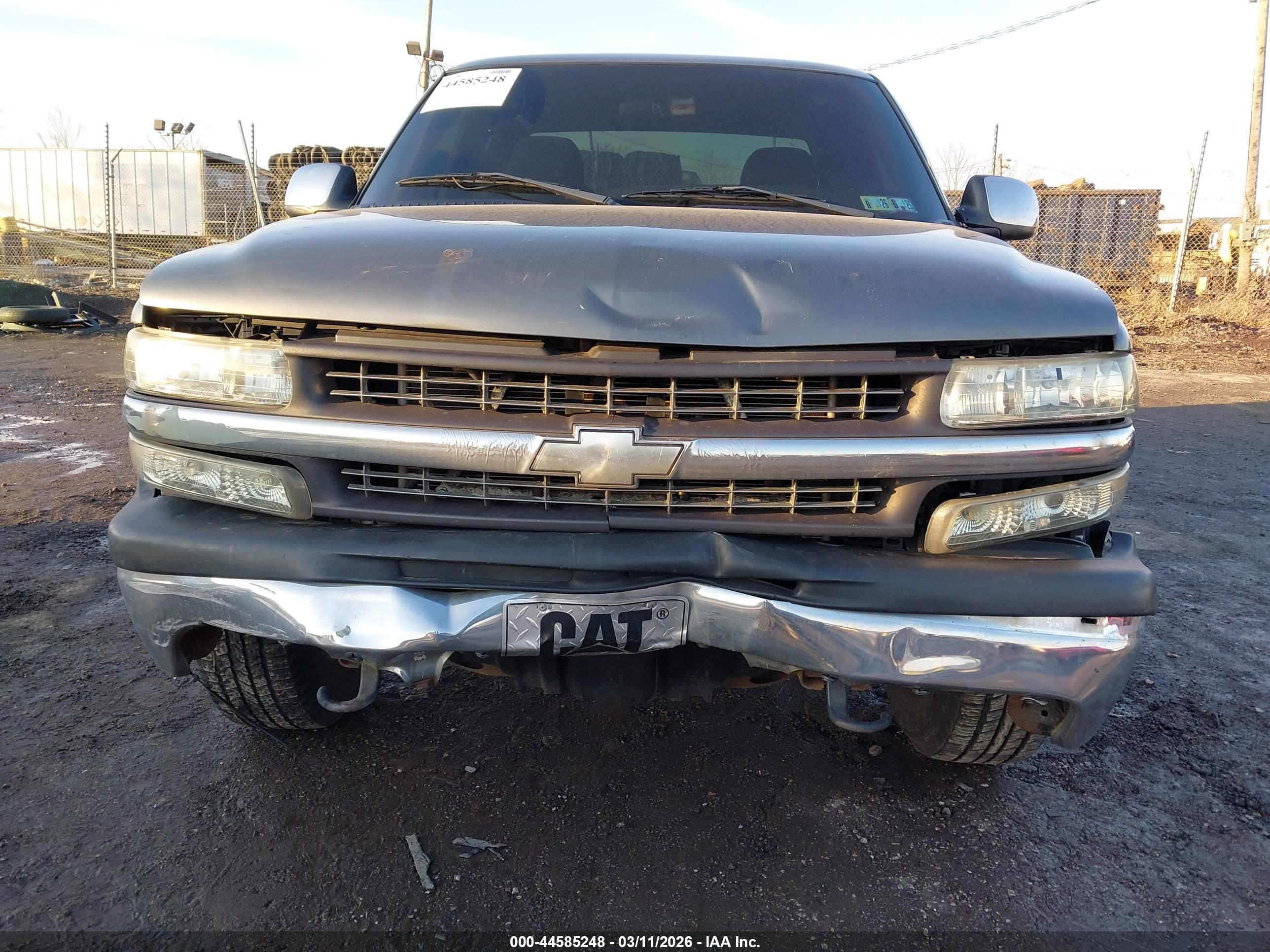 CHEVROLET SILVERADO image 6