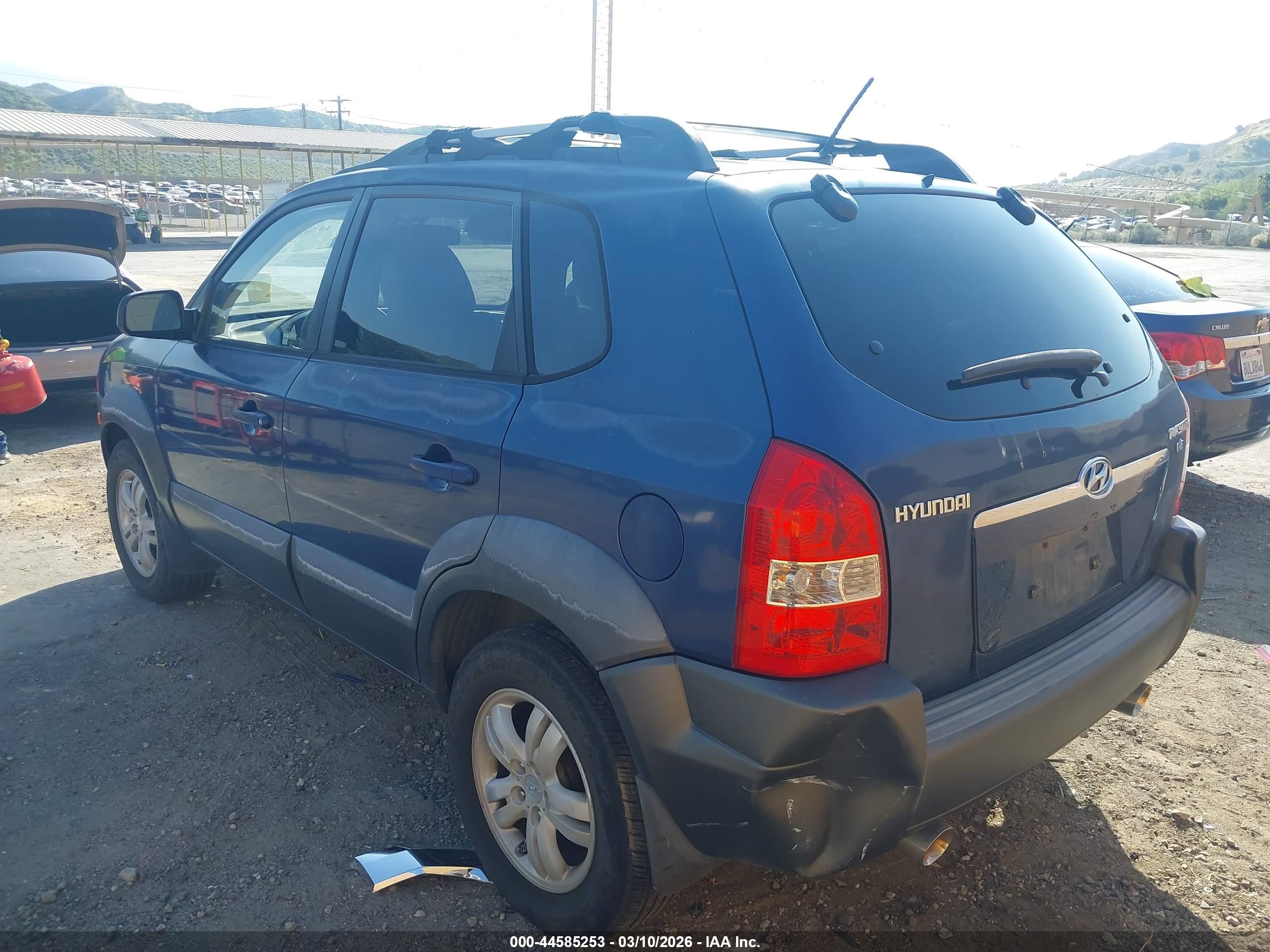 HYUNDAI TUCSON image 3