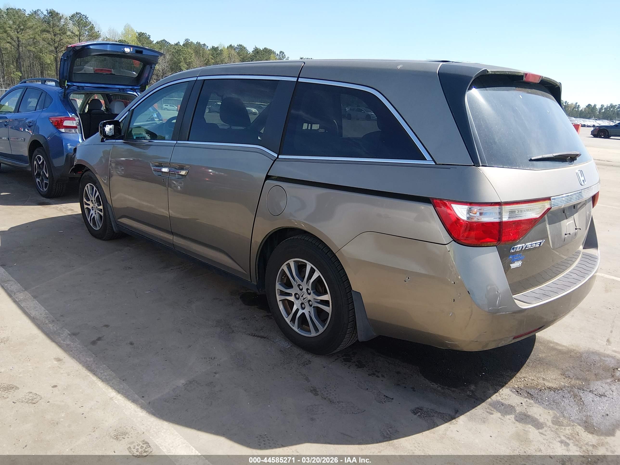 HONDA ODYSSEY image 3