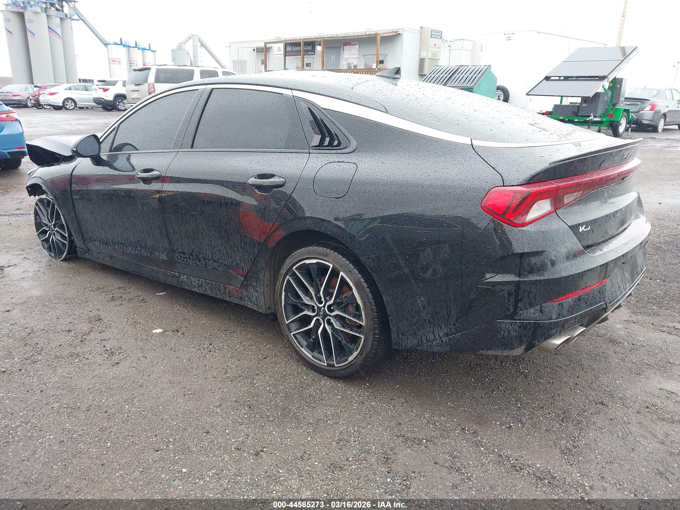 KIA K5 image 3