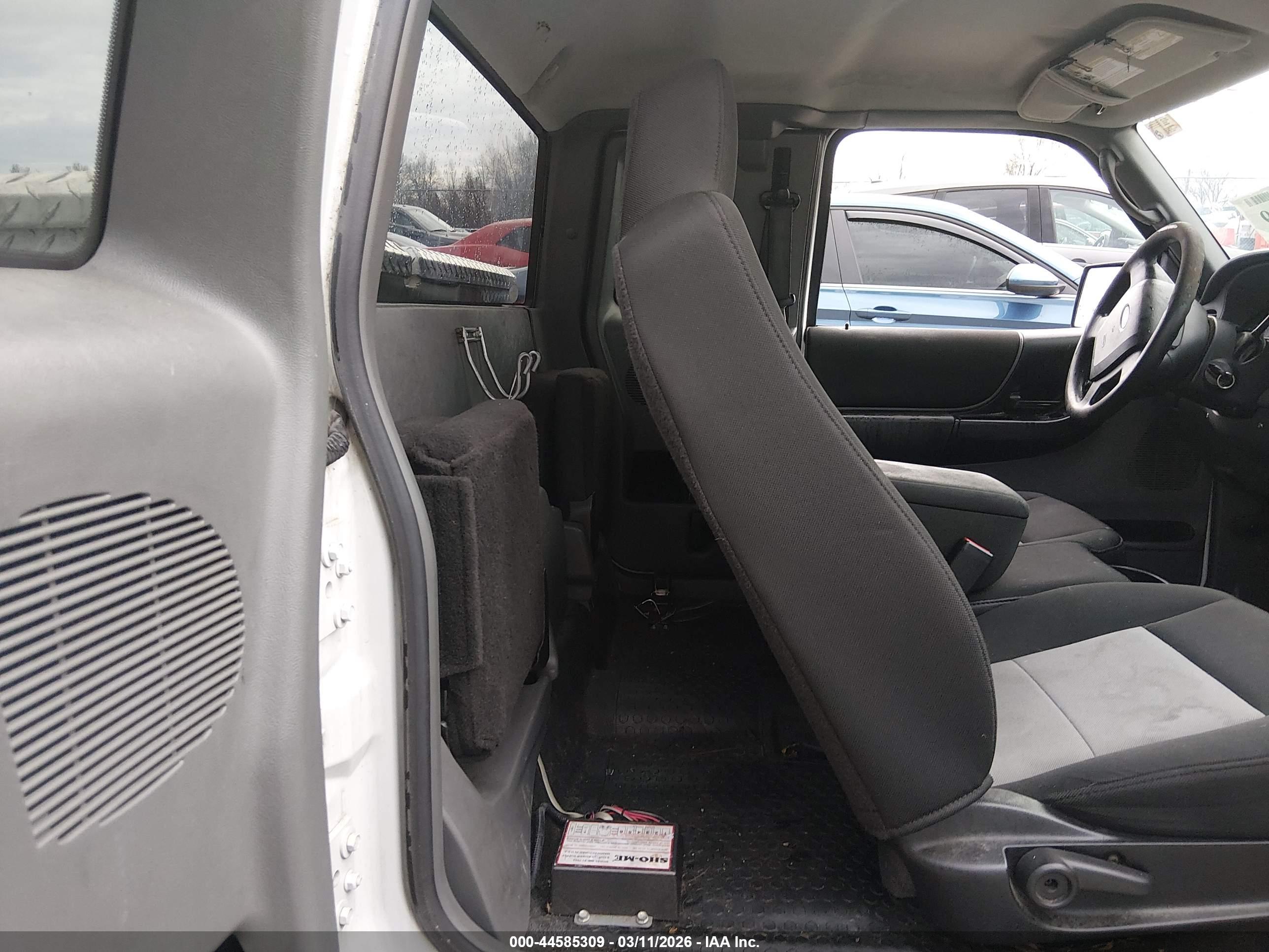FORD RANGER image 8