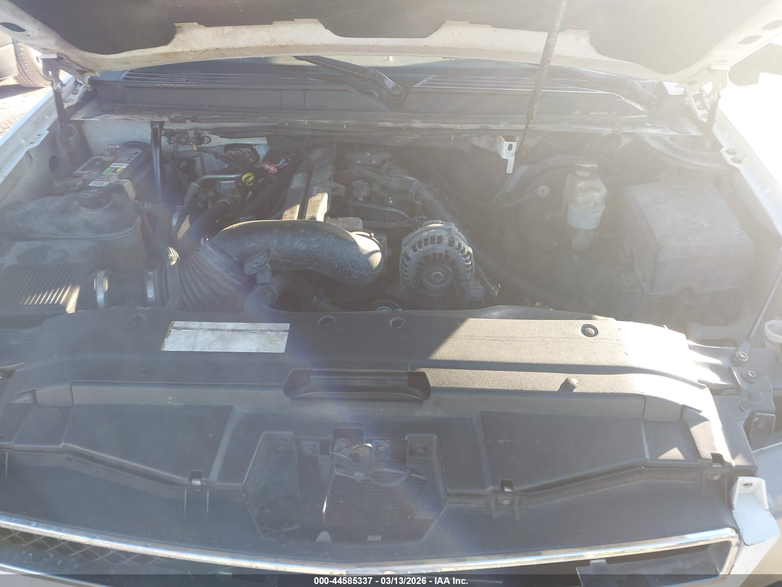 CHEVROLET TAHOE image 10