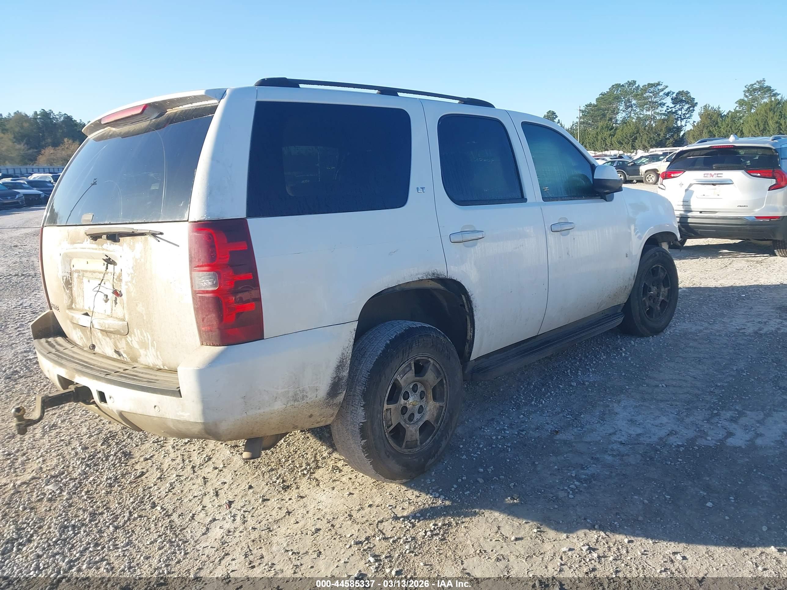 CHEVROLET TAHOE image 4