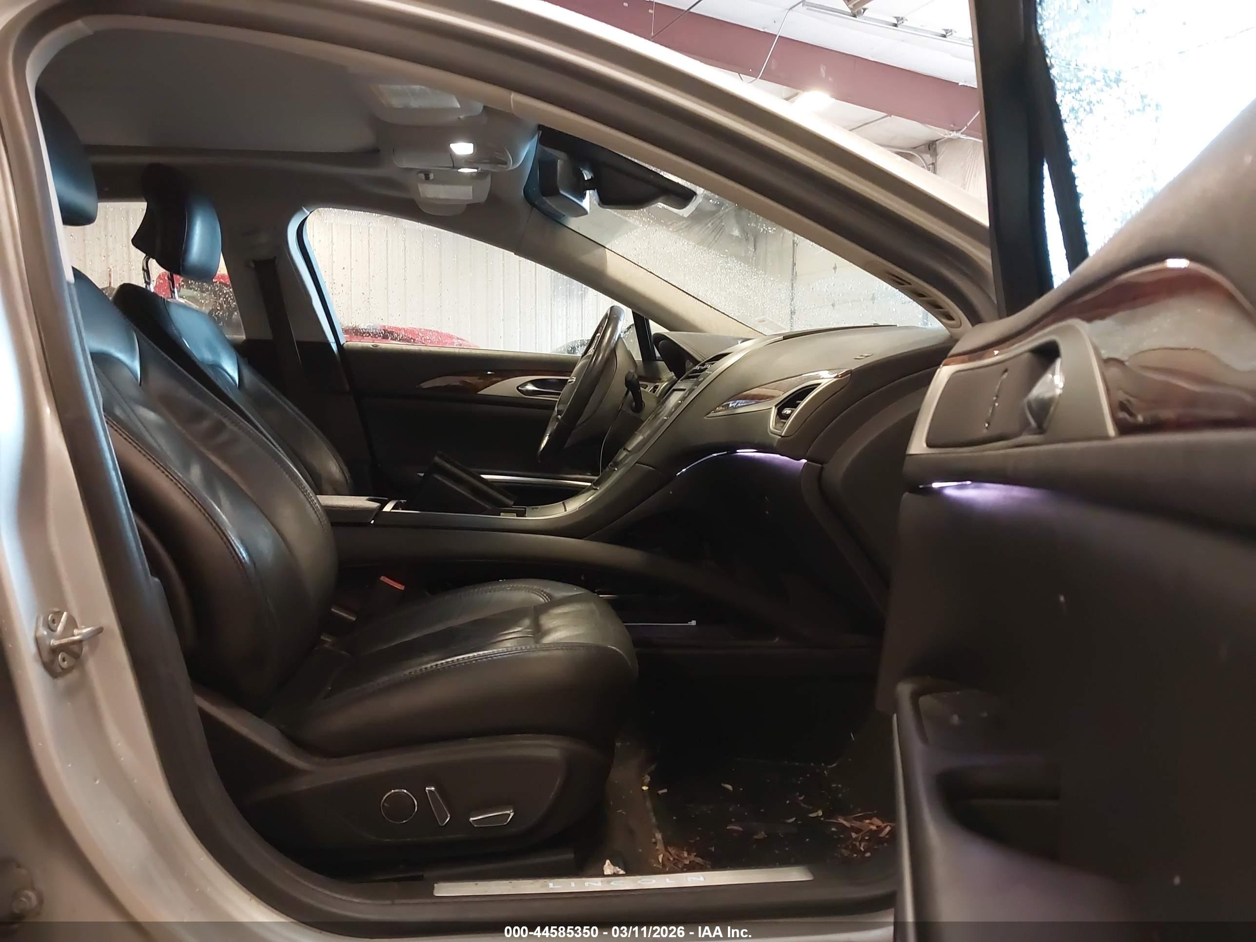 LINCOLN MKZ image 5