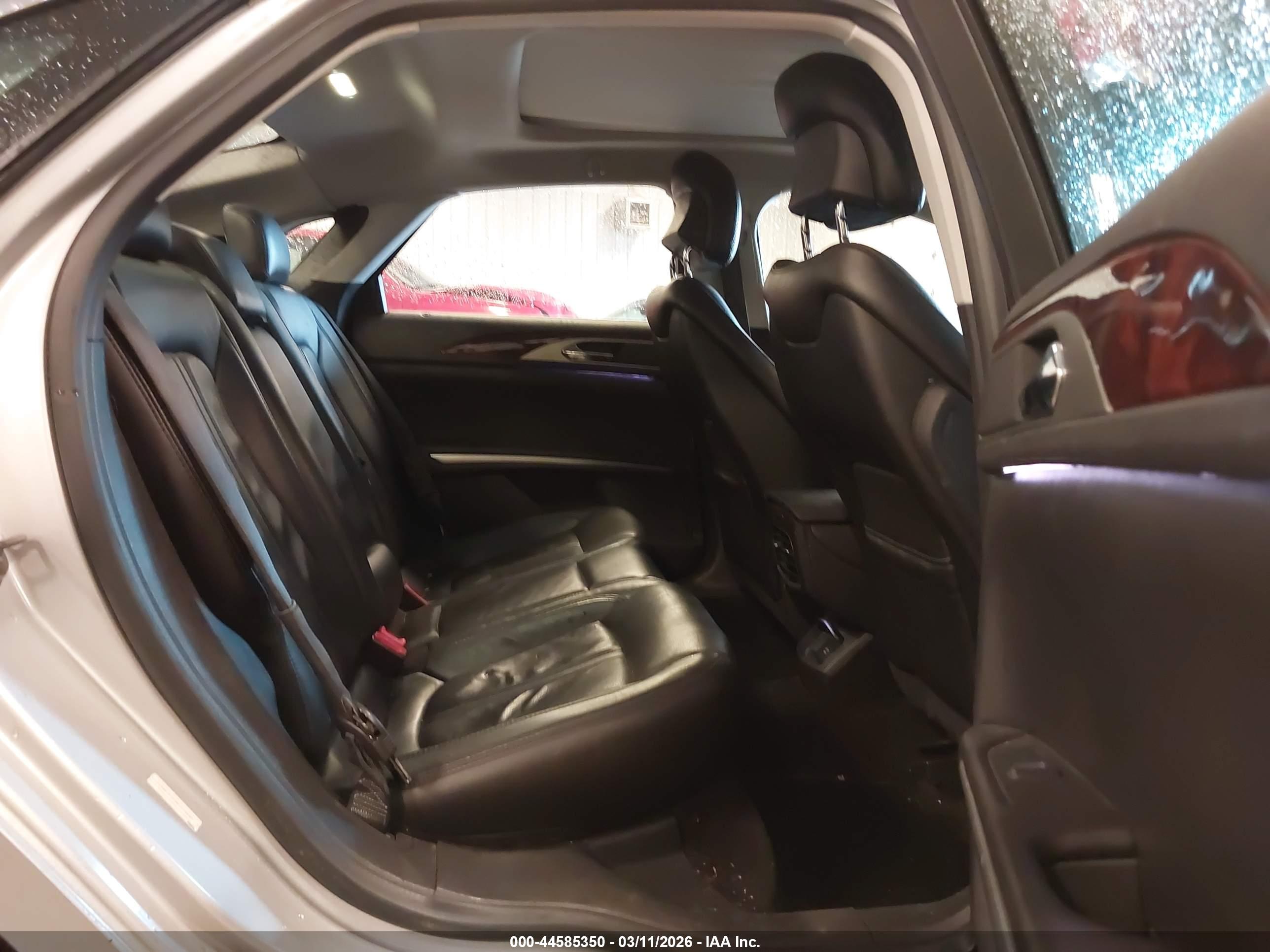 LINCOLN MKZ image 8