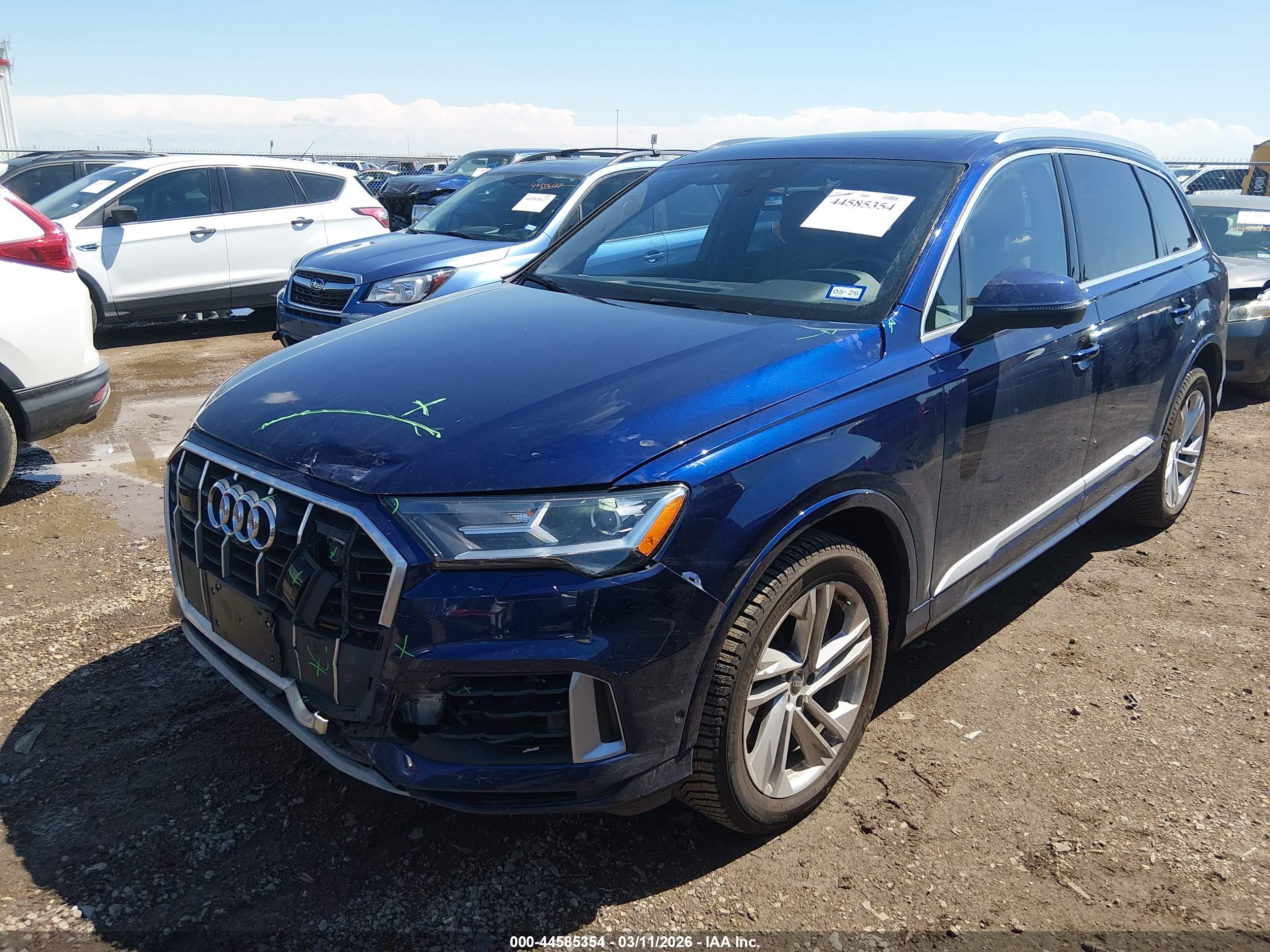 AUDI Q7 image 2