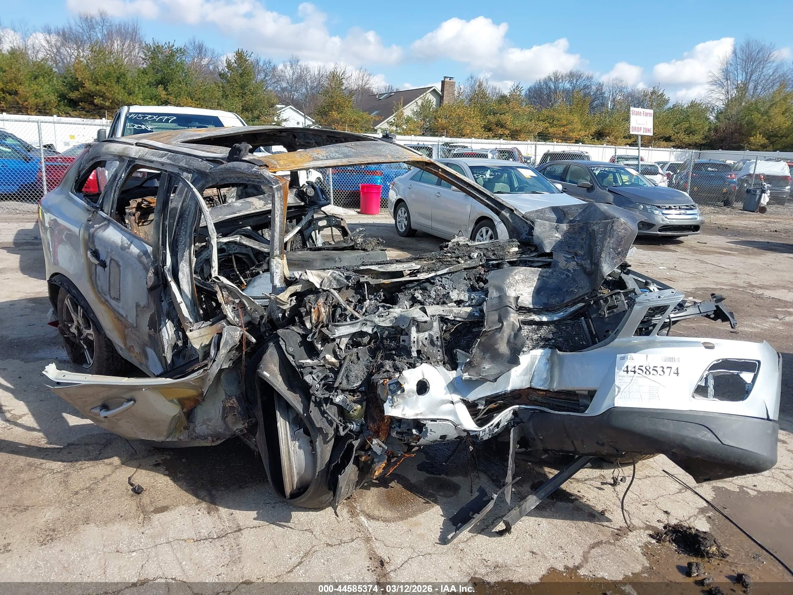 VOLVO XC60 image 6