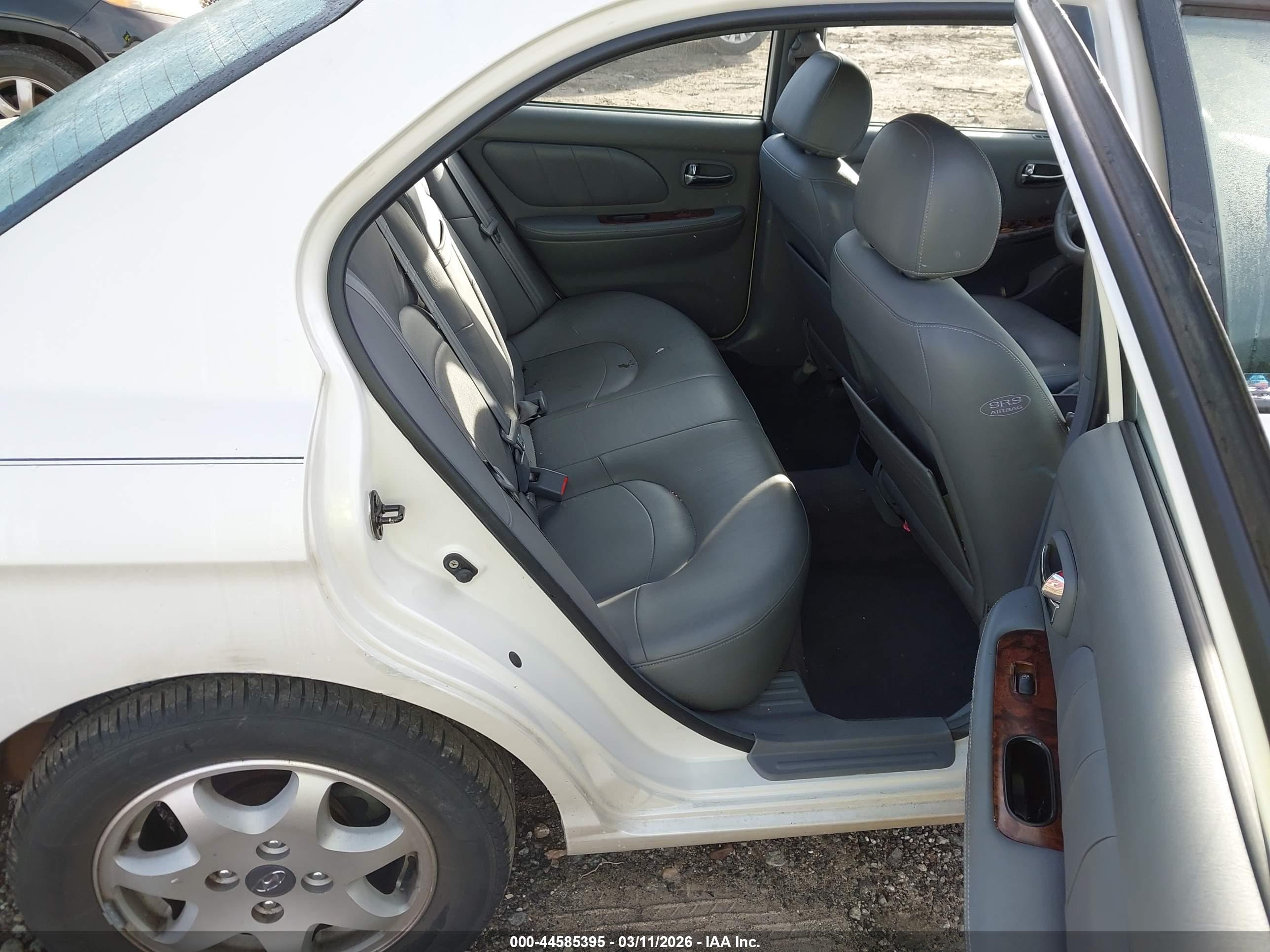 HYUNDAI SONATA image 8