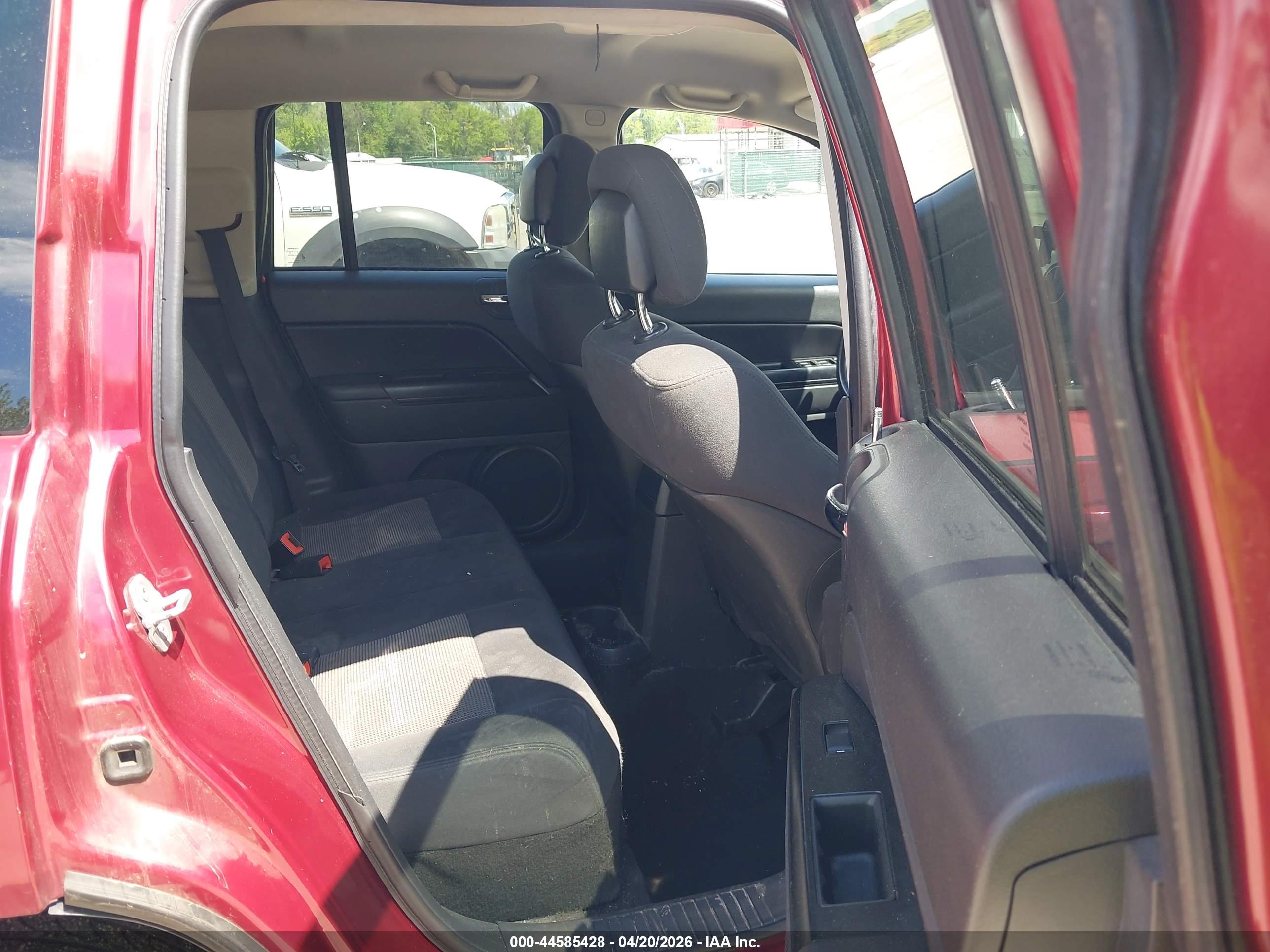 JEEP COMPASS image 8