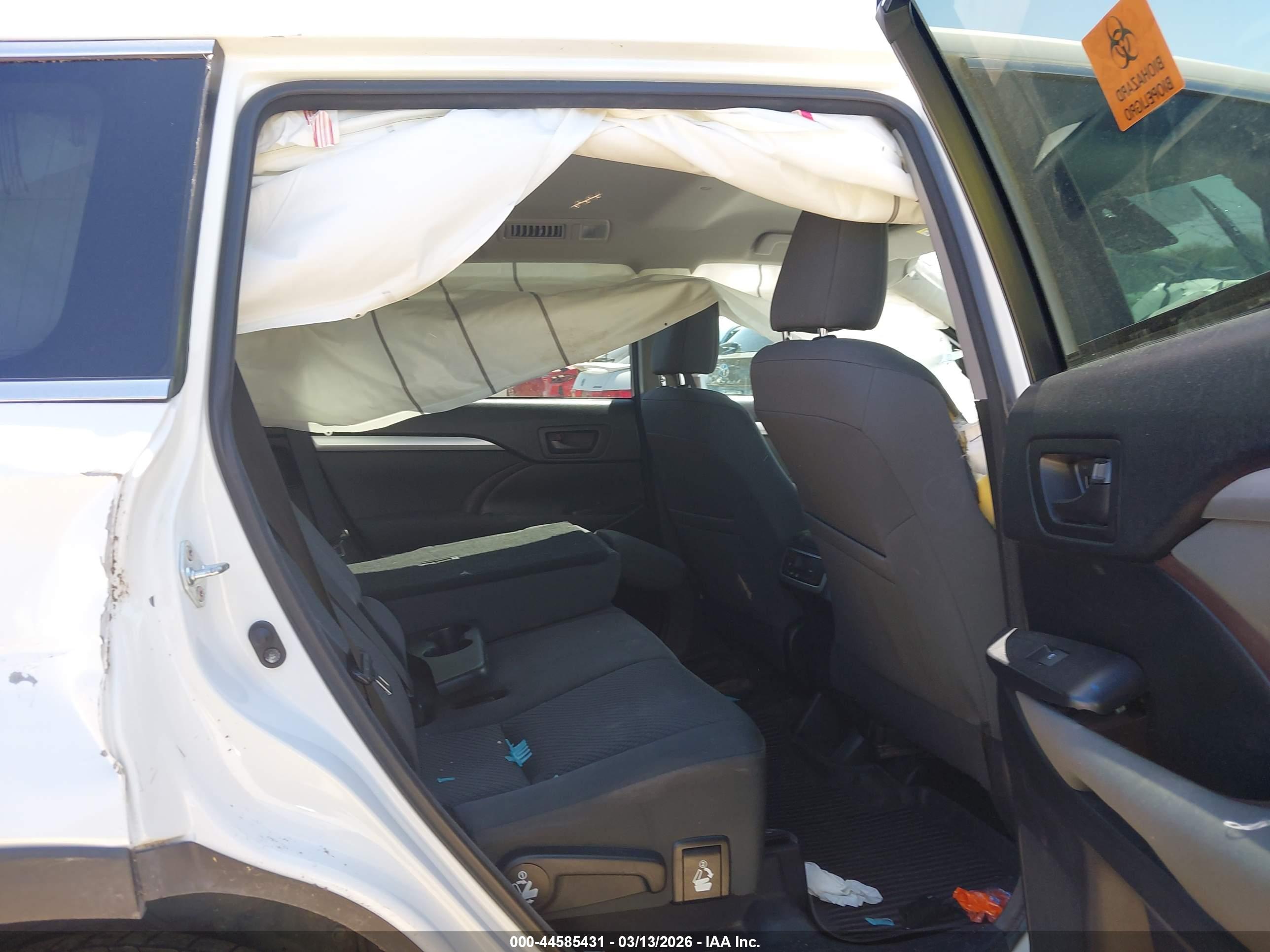 TOYOTA HIGHLANDER image 8