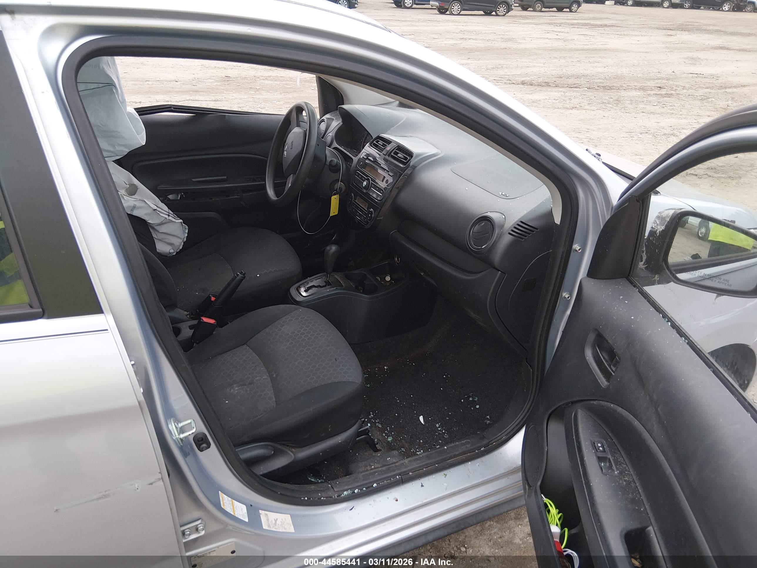 MITSUBISHI MIRAGE image 8