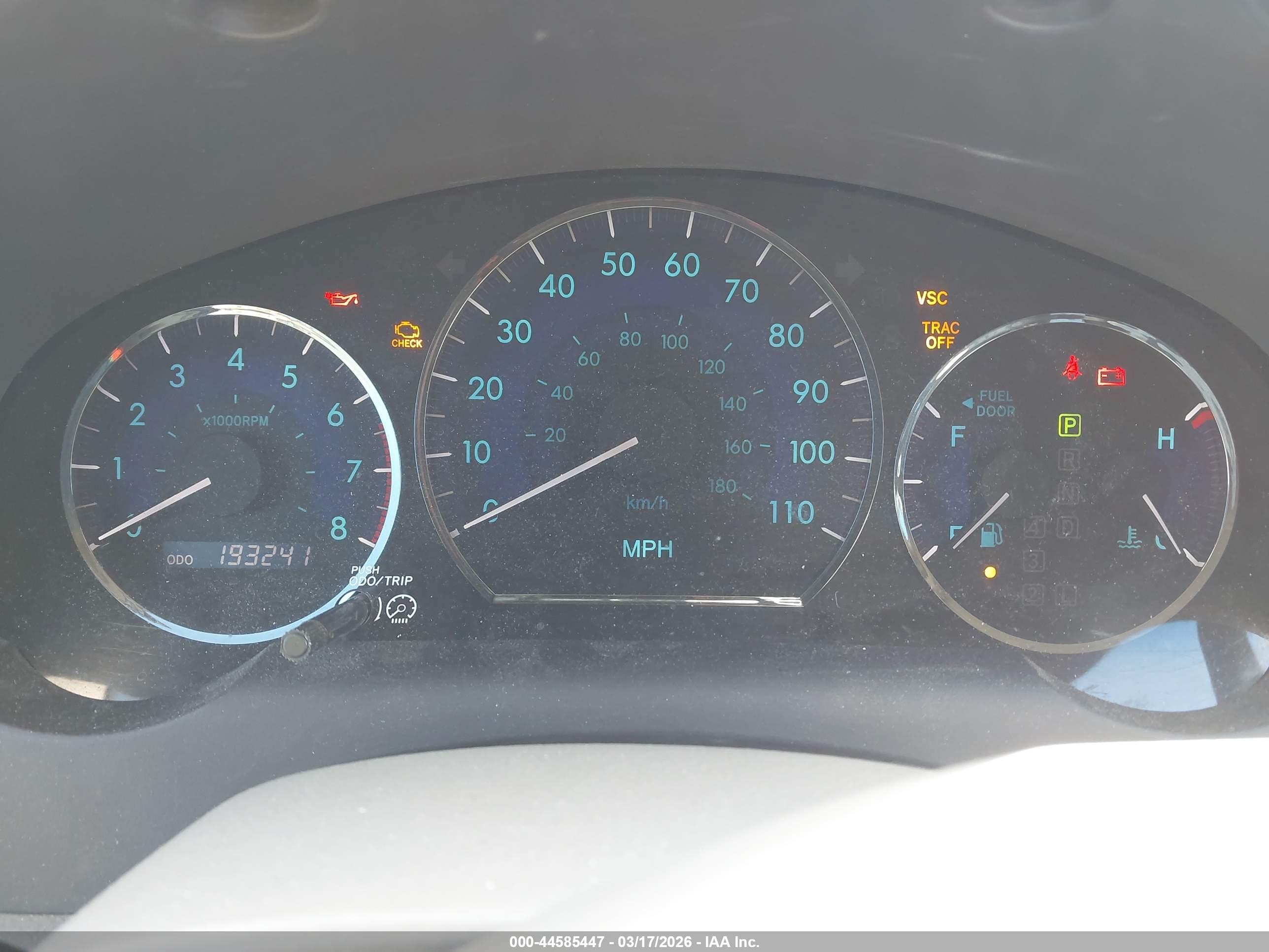 TOYOTA SIENNA image 7