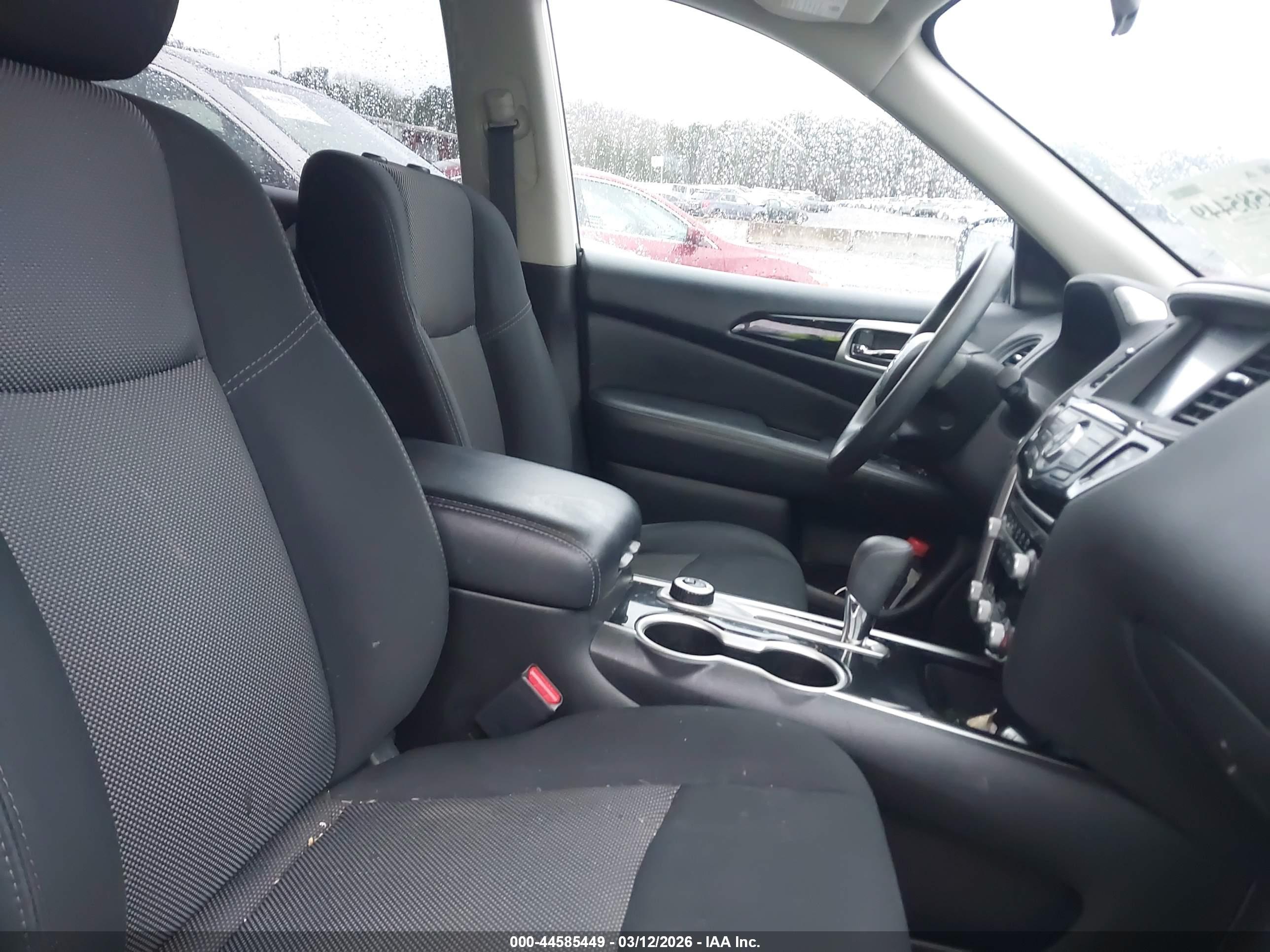 NISSAN PATHFINDER image 5