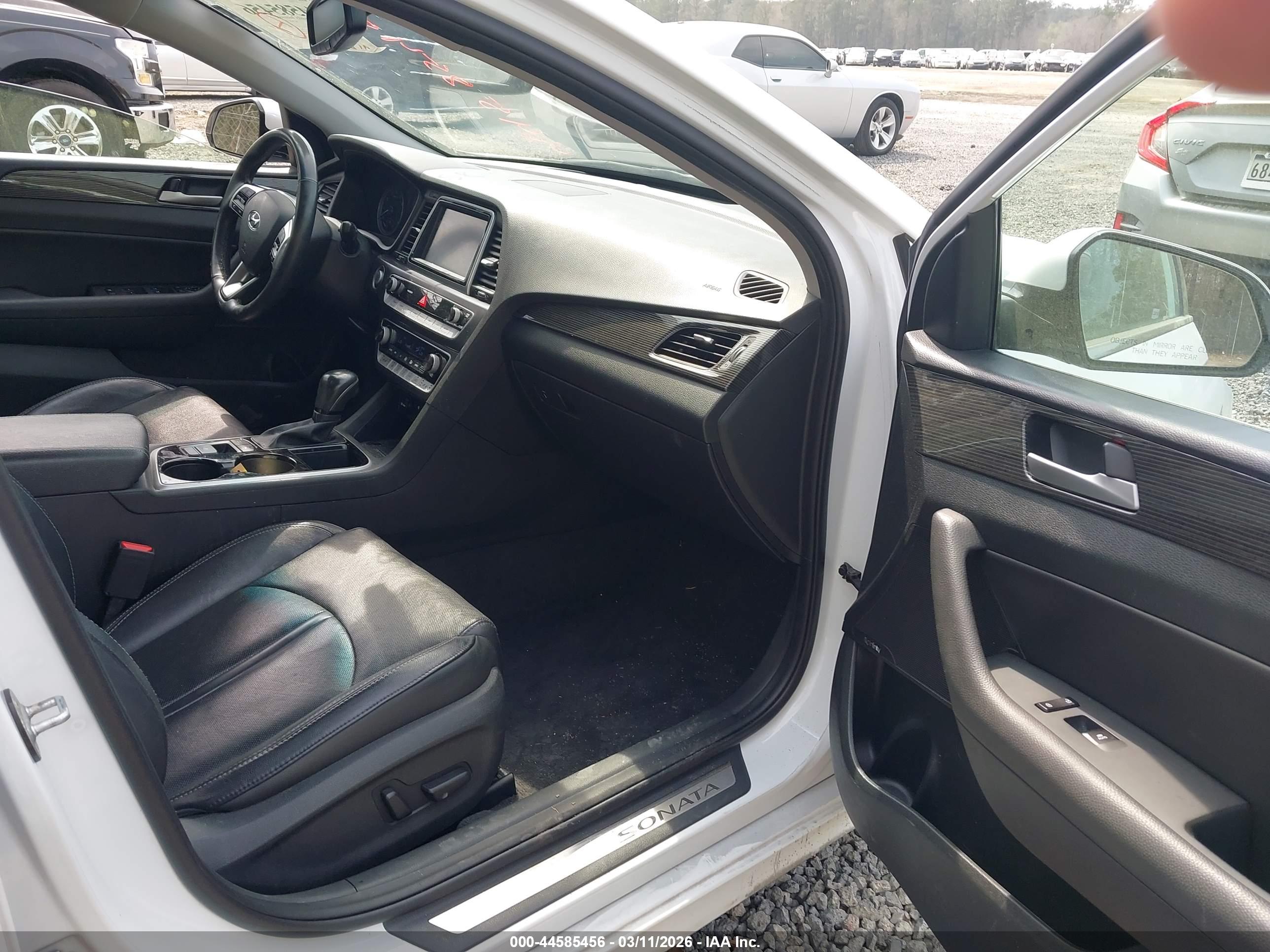 HYUNDAI SONATA image 5