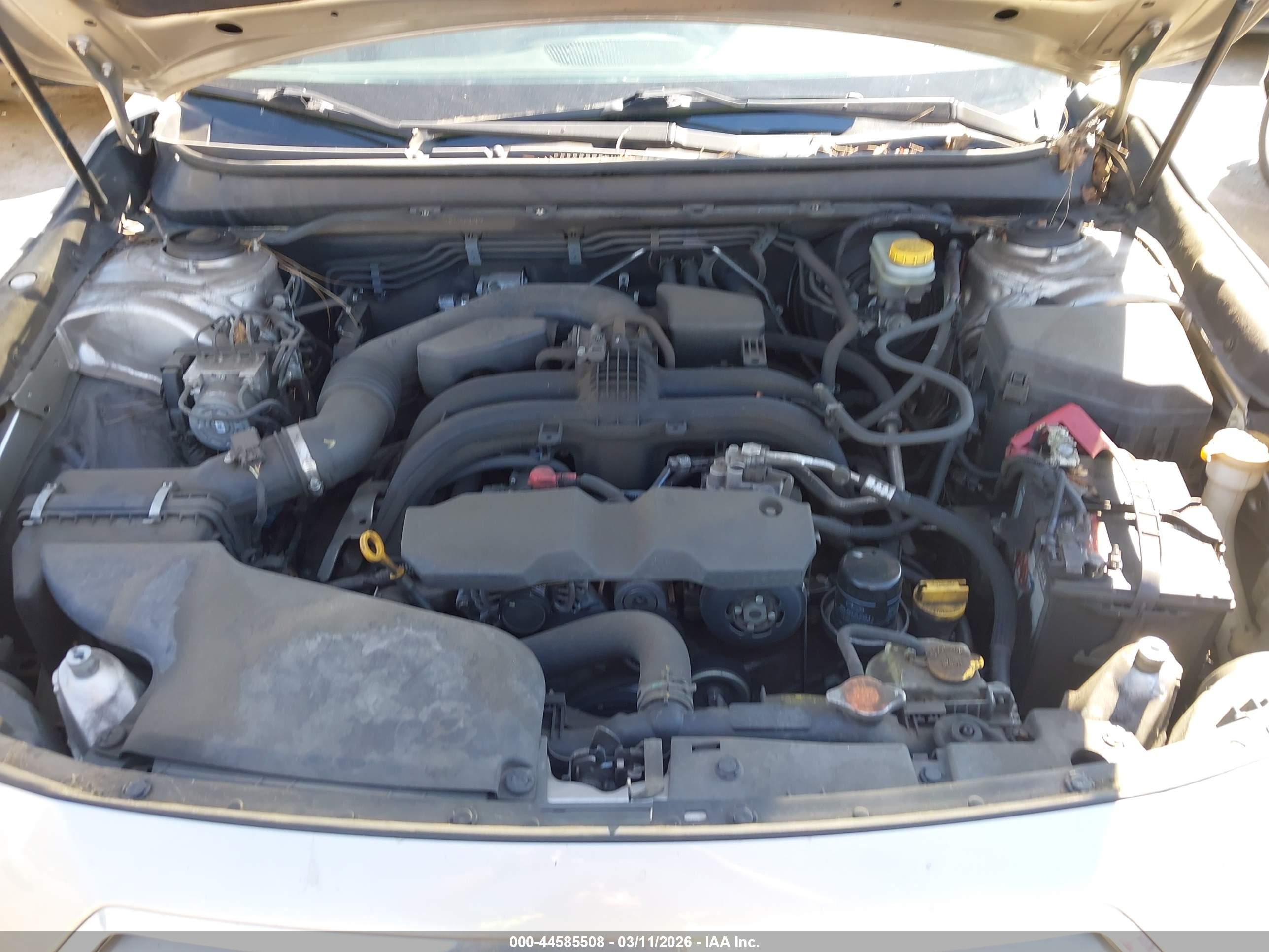 SUBARU OUTBACK image 10