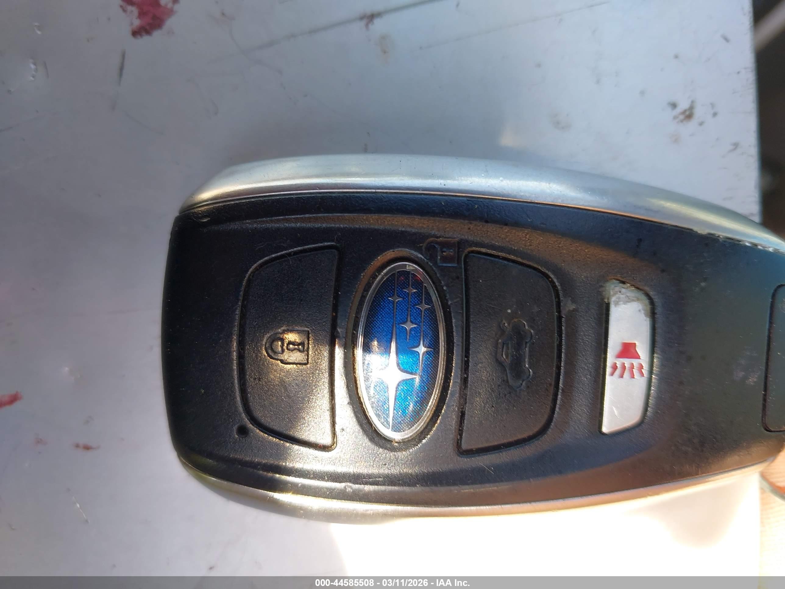 SUBARU OUTBACK image 11