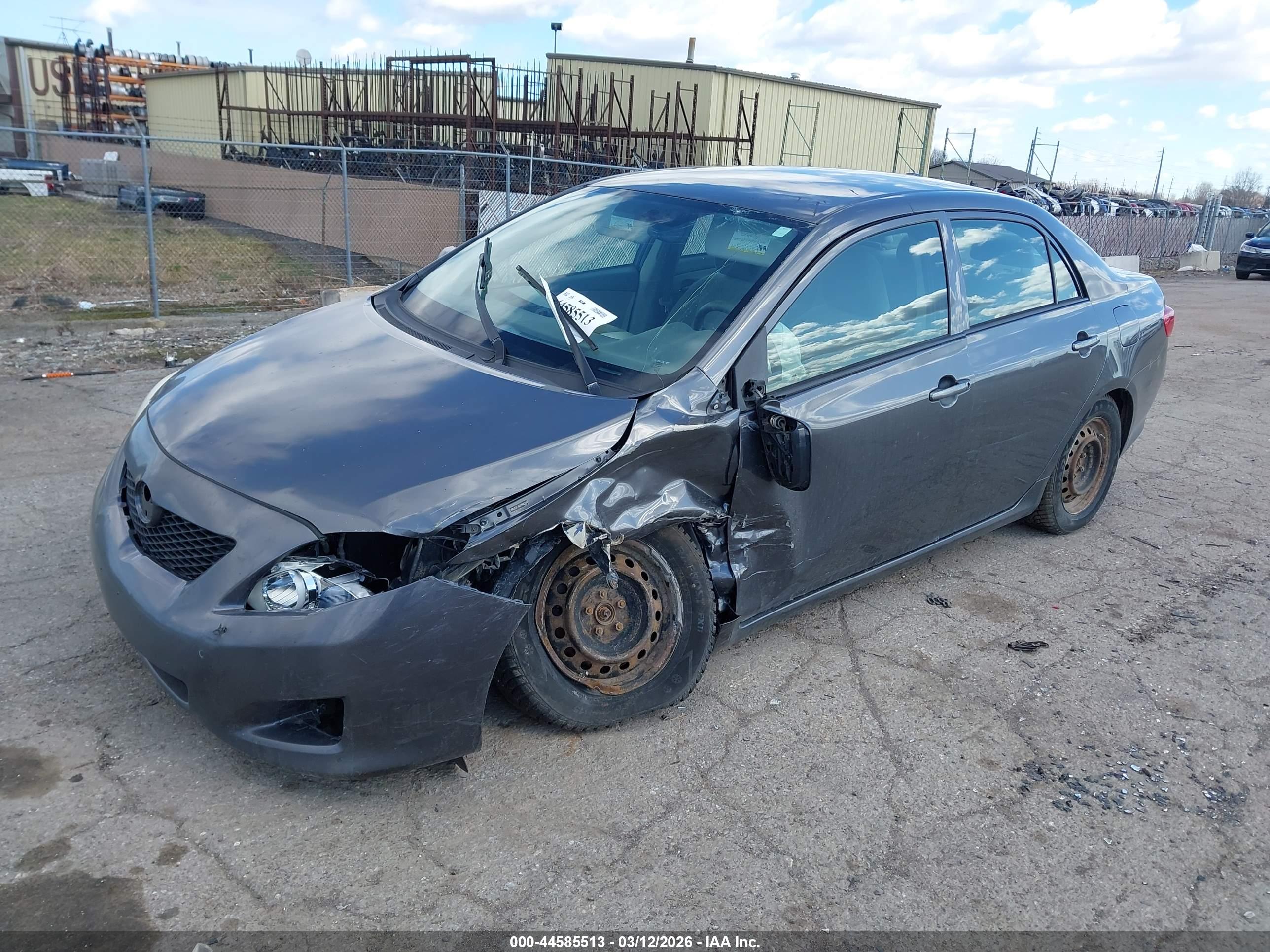 TOYOTA COROLLA image 2
