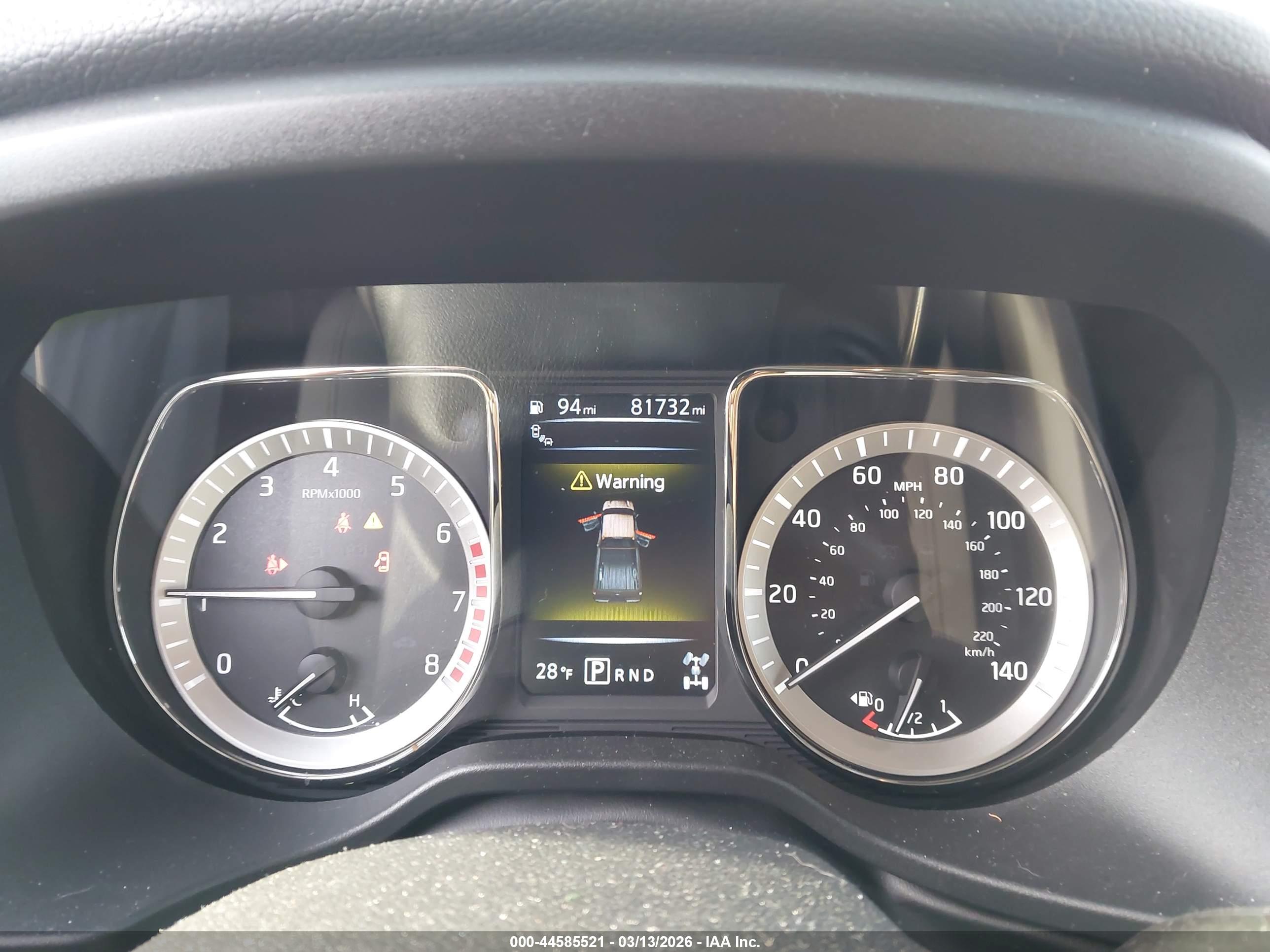 NISSAN TITAN image 7