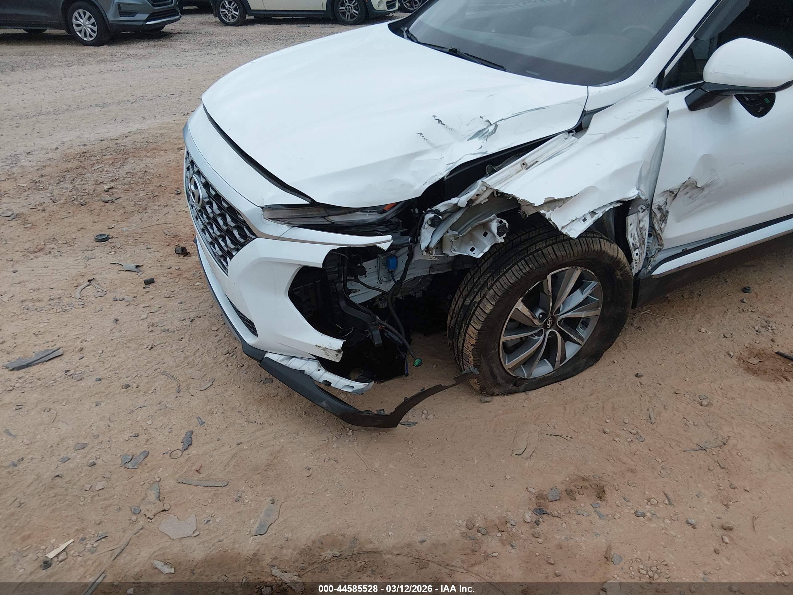 HYUNDAI SANTA image 6