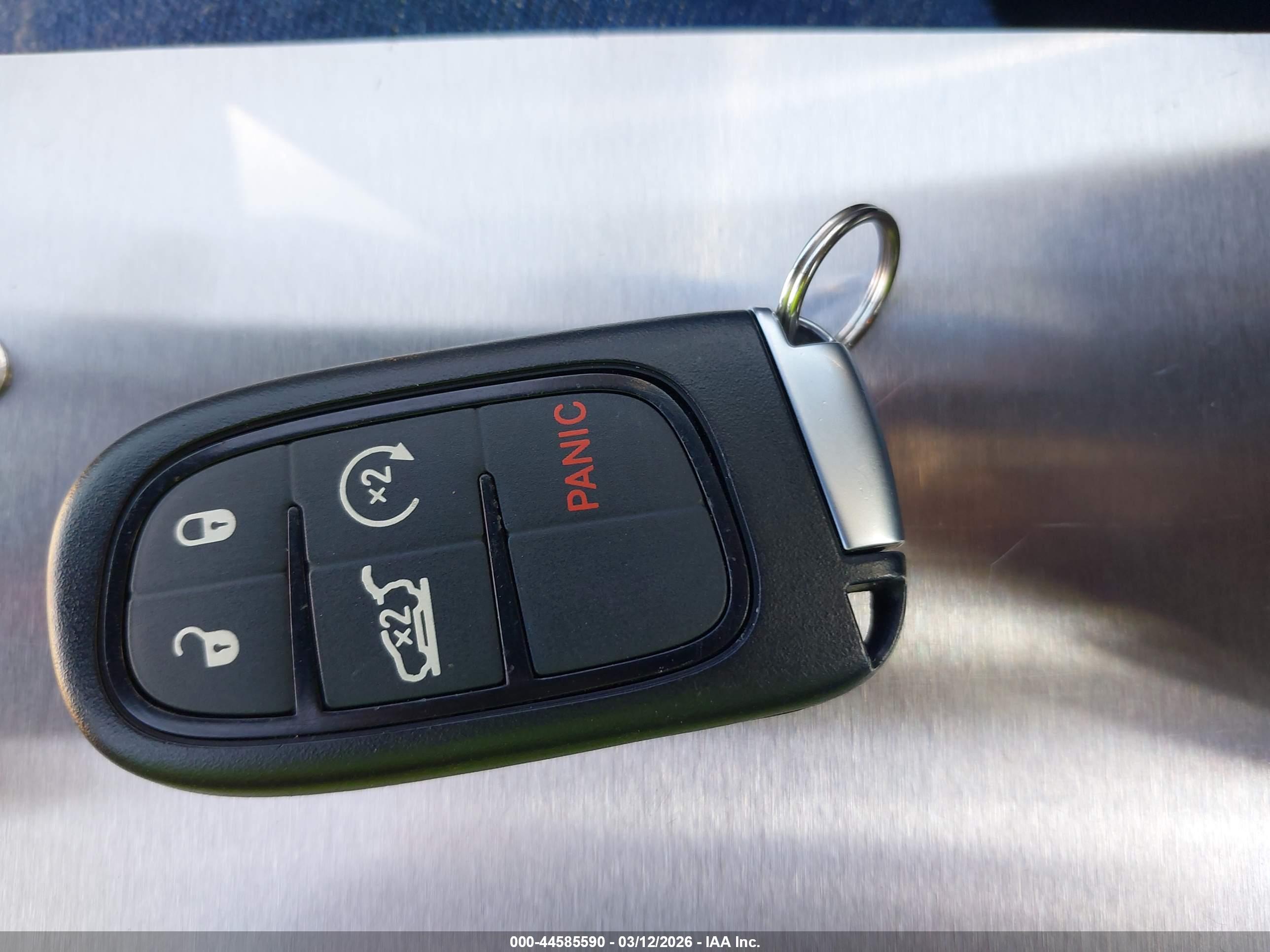 JEEP CHEROKEE image 11