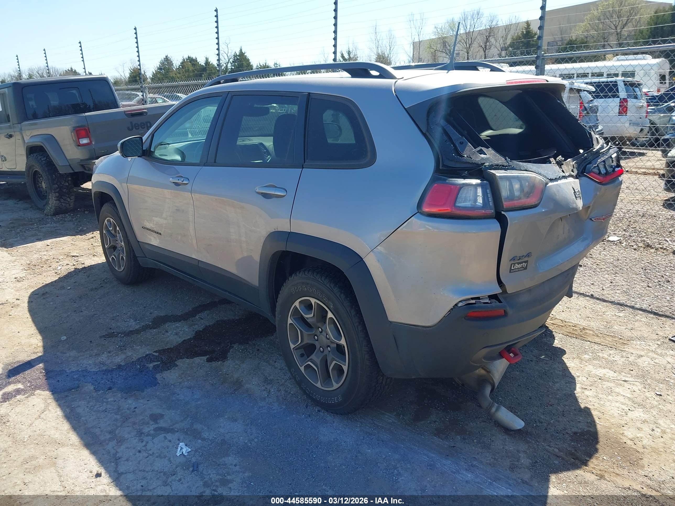JEEP CHEROKEE image 3