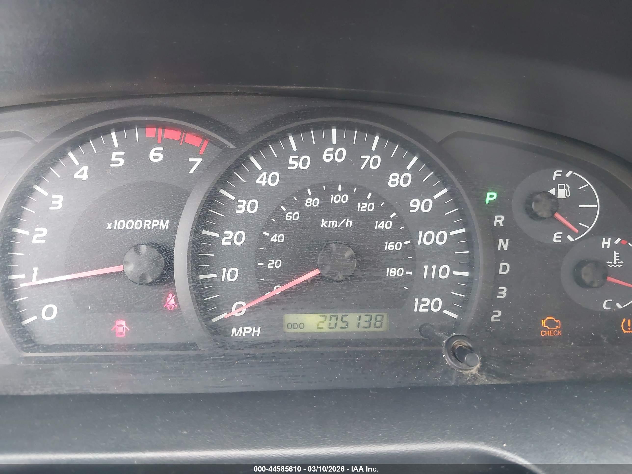 TOYOTA TUNDRA image 7
