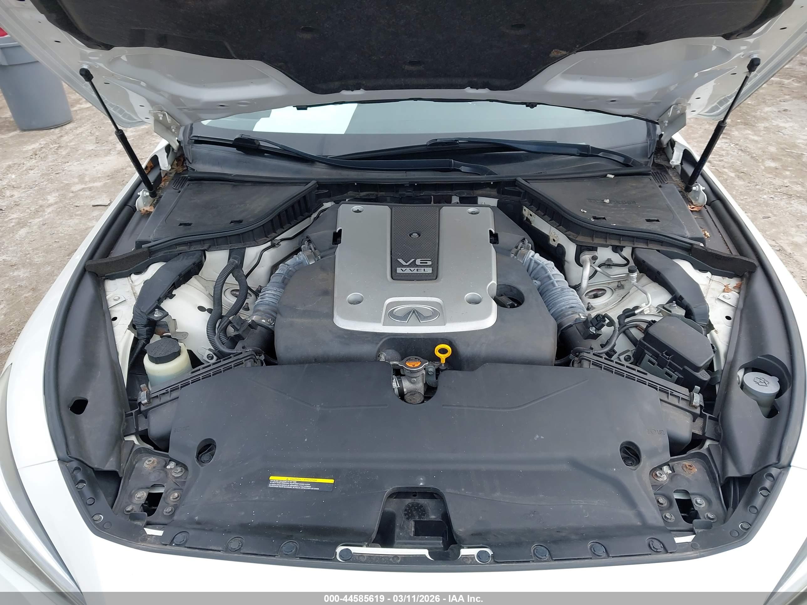 INFINITI Q50 image 10