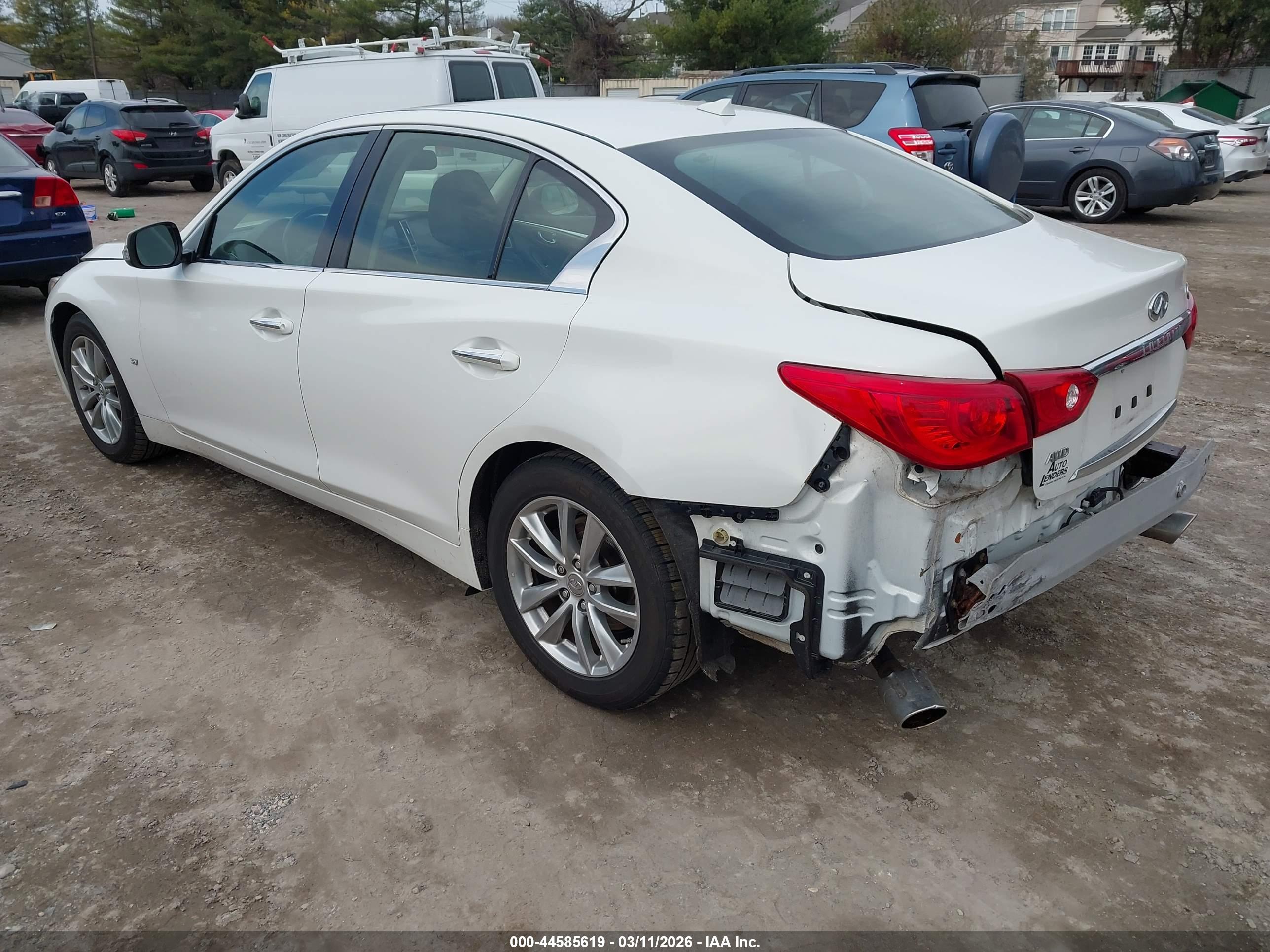 INFINITI Q50 image 3