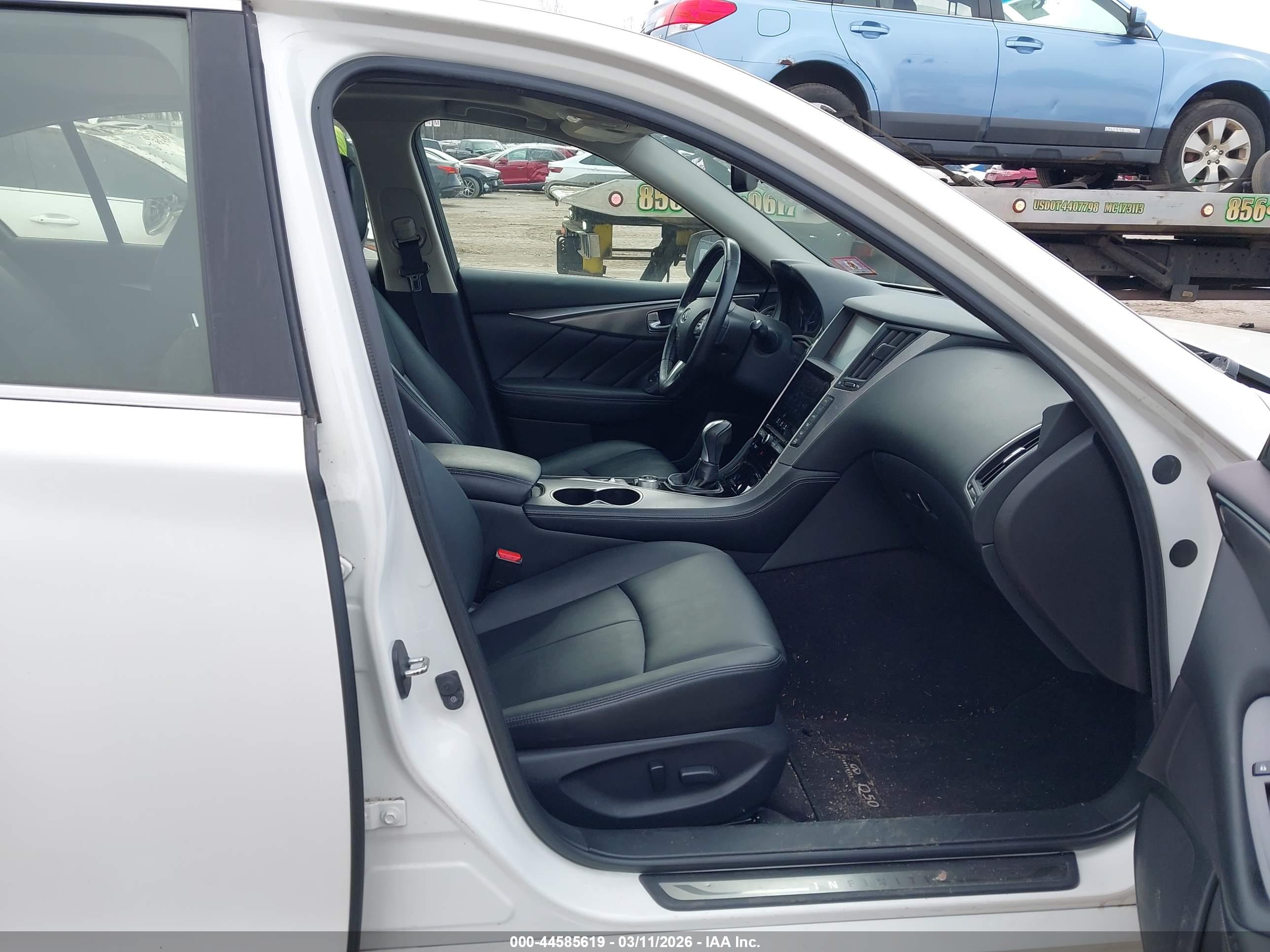 INFINITI Q50 image 5