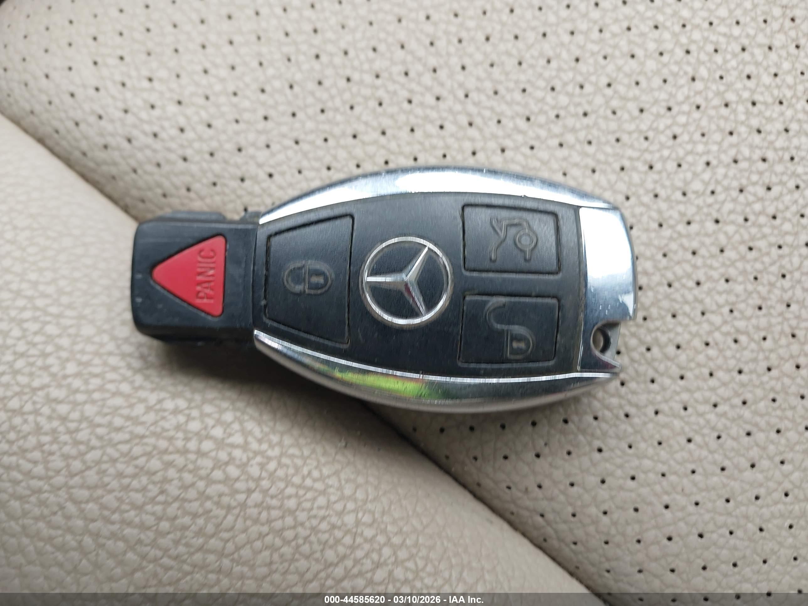MERCEDES-BENZ GLK image 11
