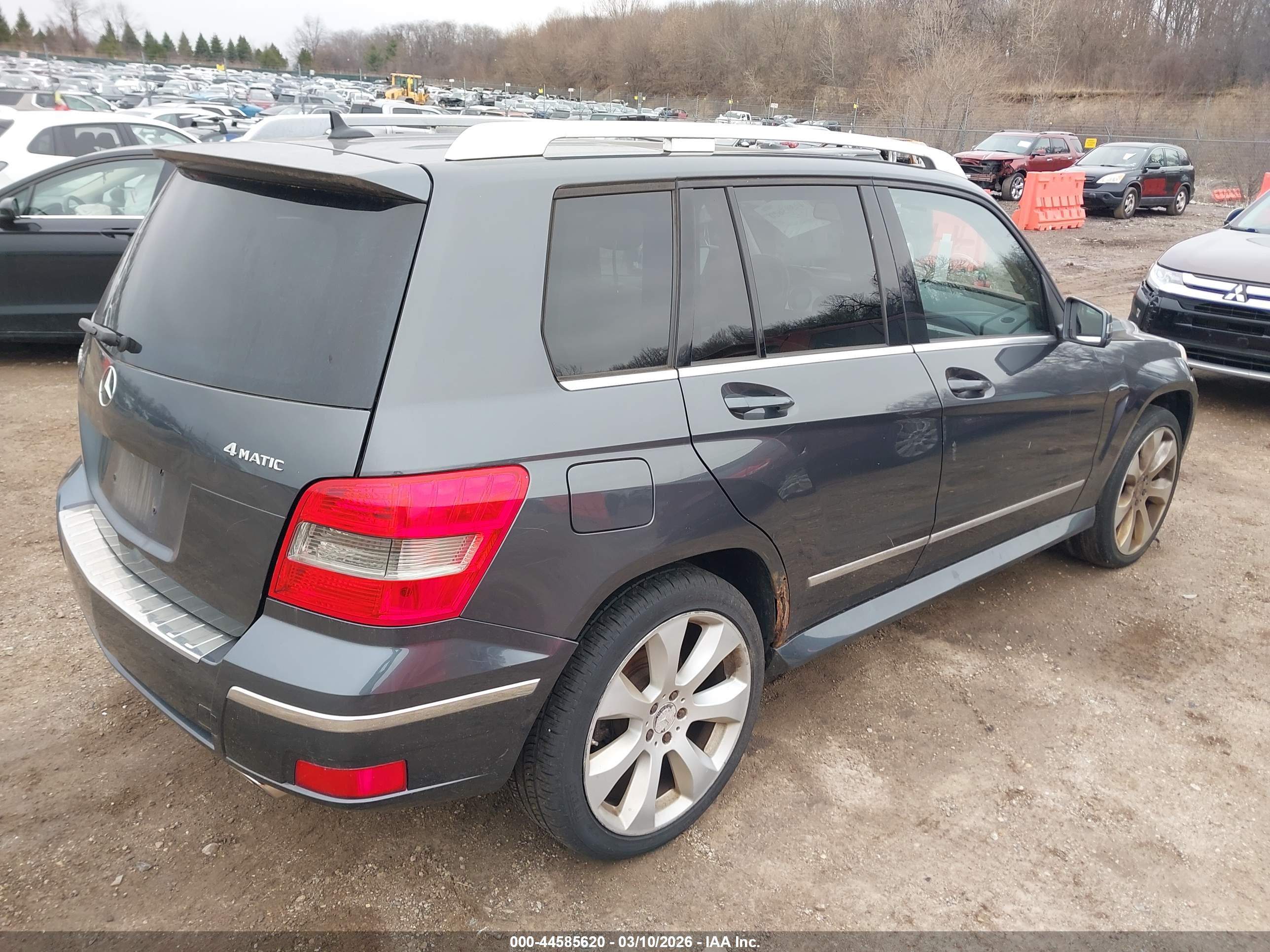 MERCEDES-BENZ GLK image 4