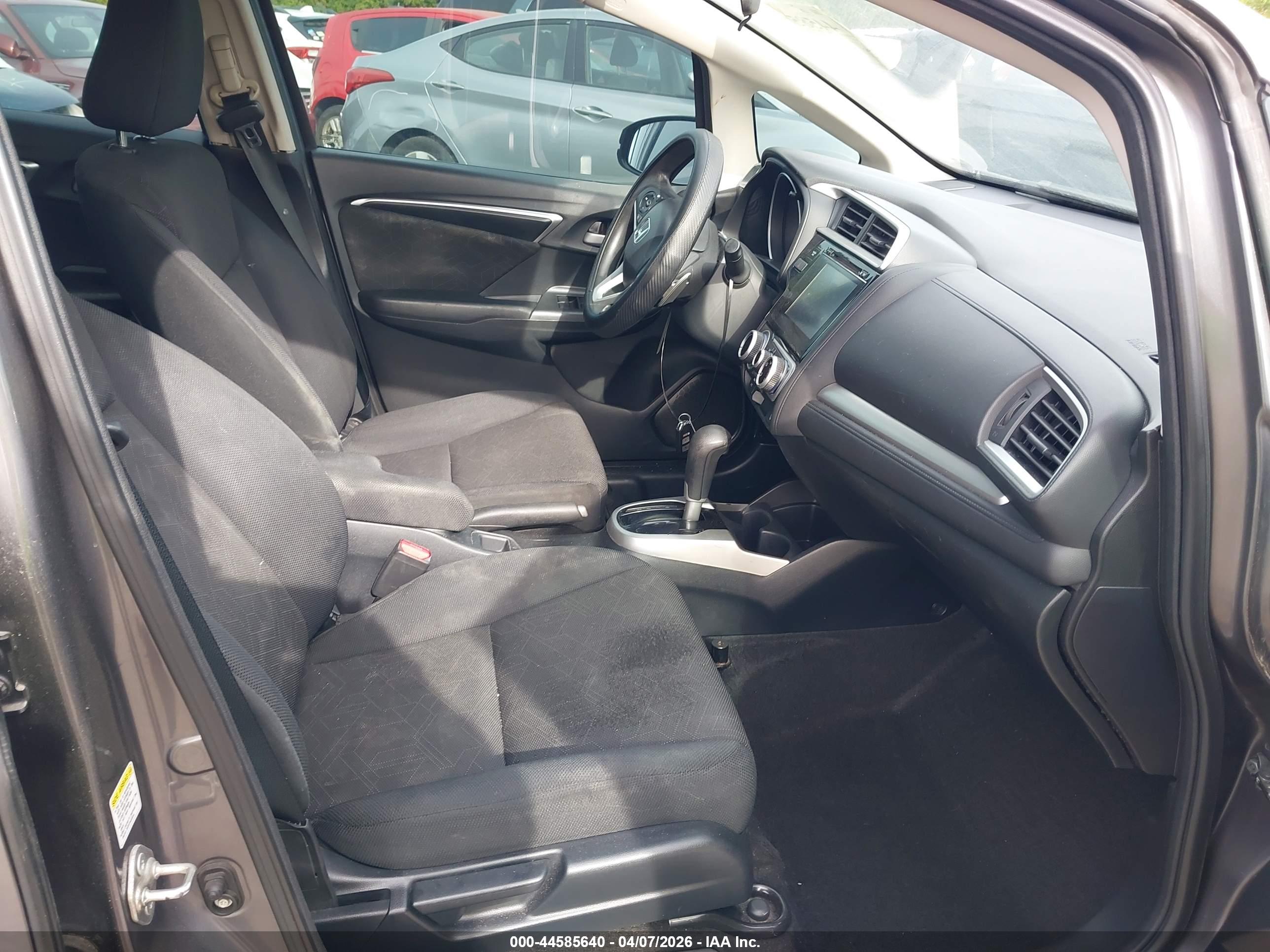 HONDA FIT image 5