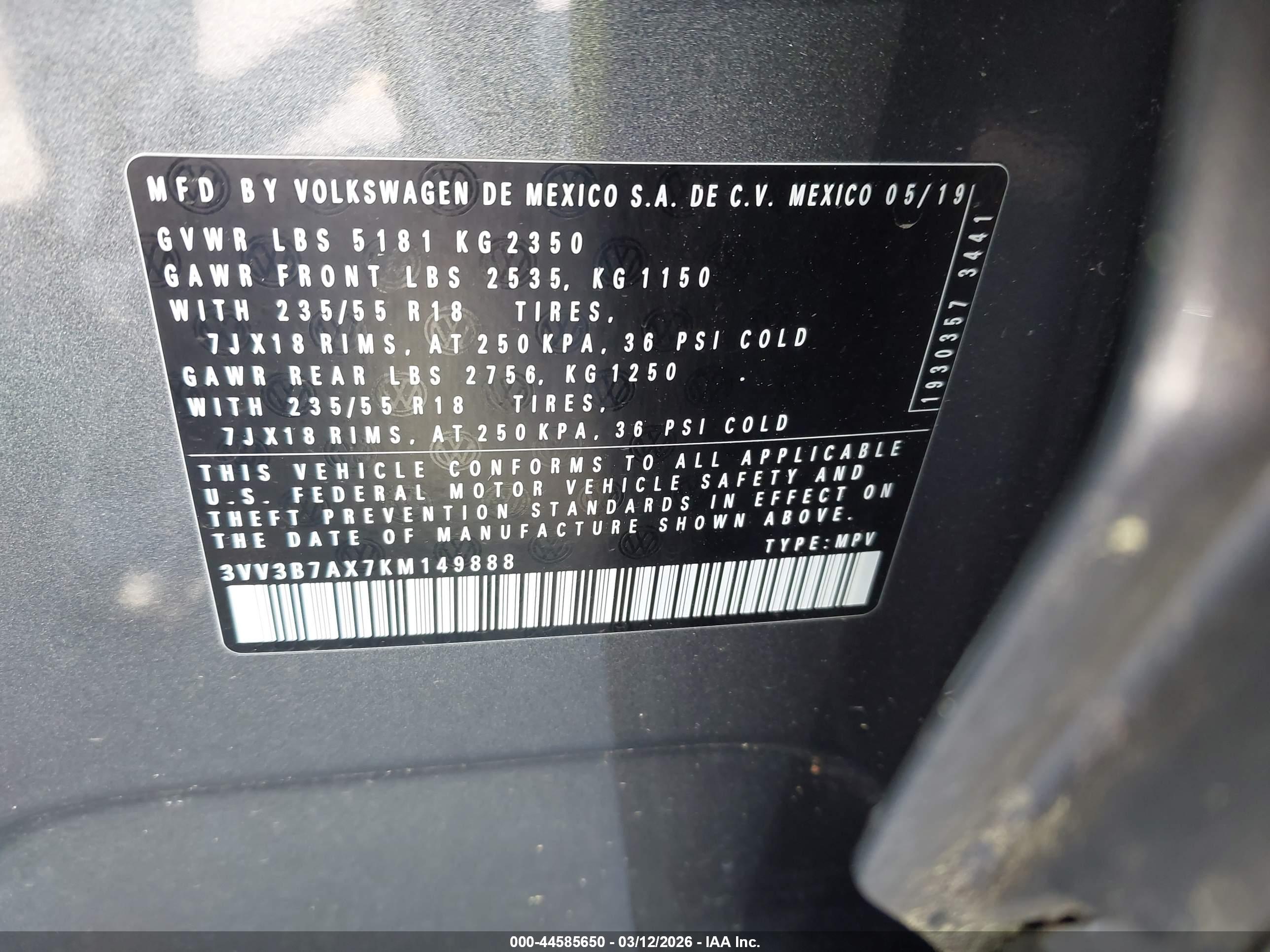 VOLKSWAGEN TIGUAN image 9