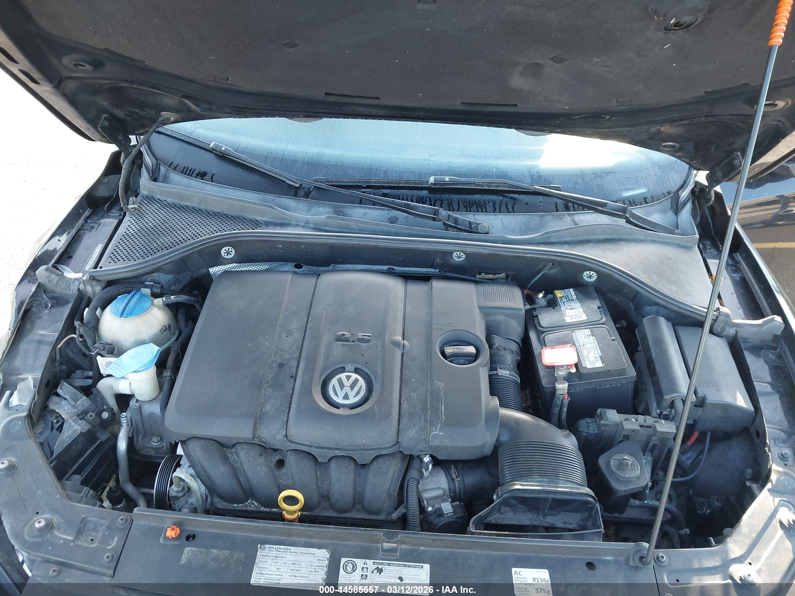 VOLKSWAGEN PASSAT image 10