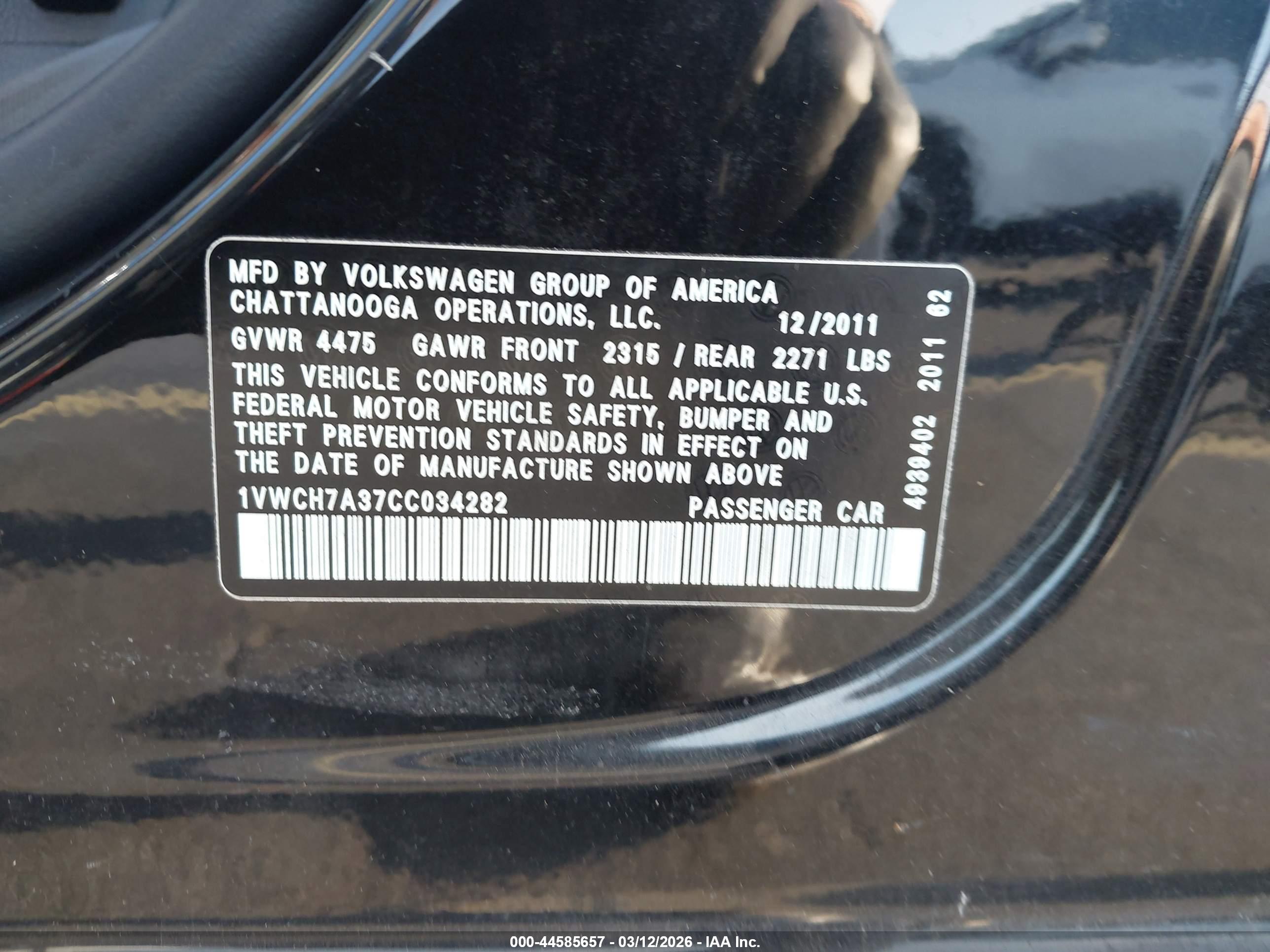 VOLKSWAGEN PASSAT image 9