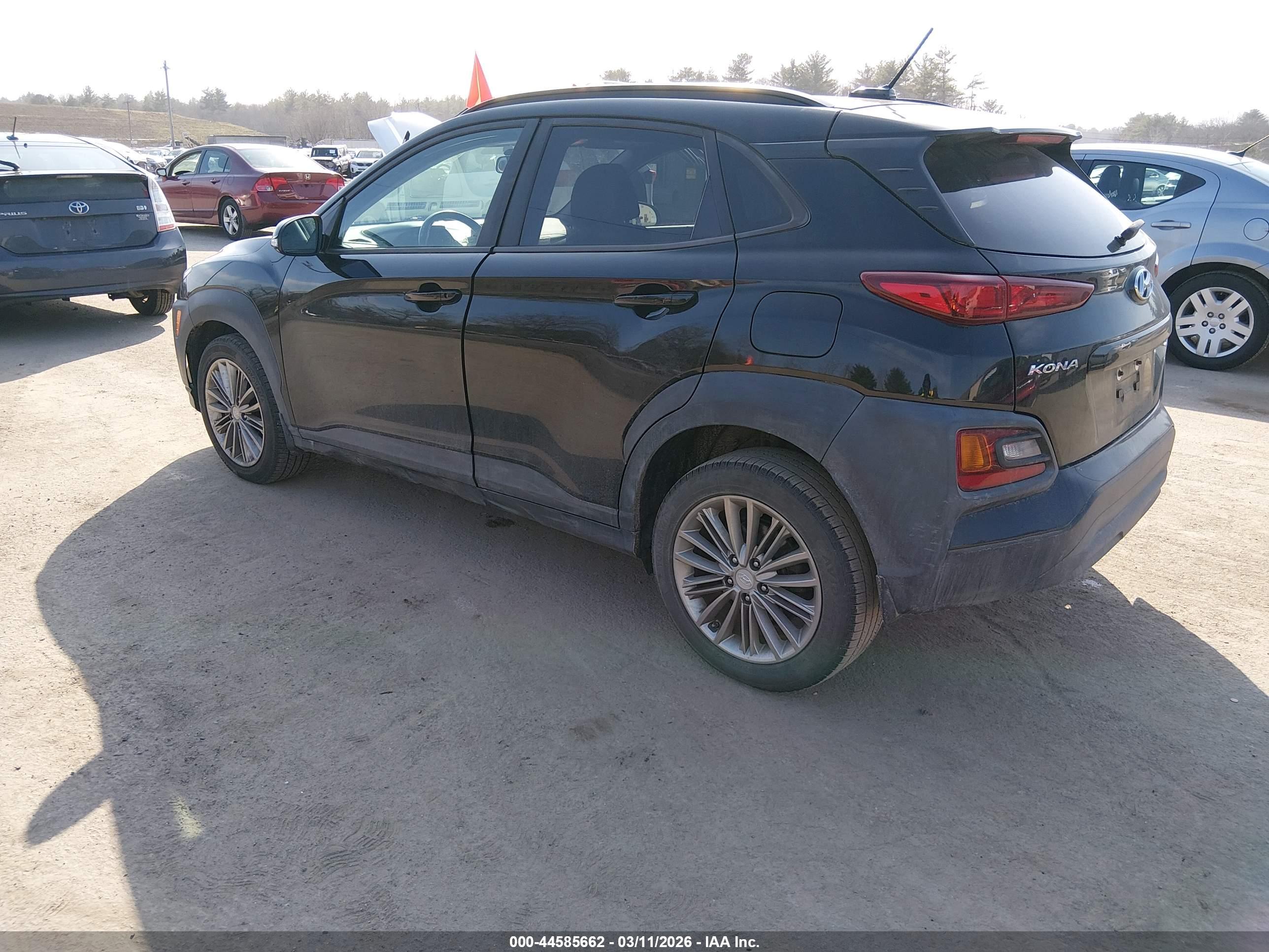 HYUNDAI KONA image 3