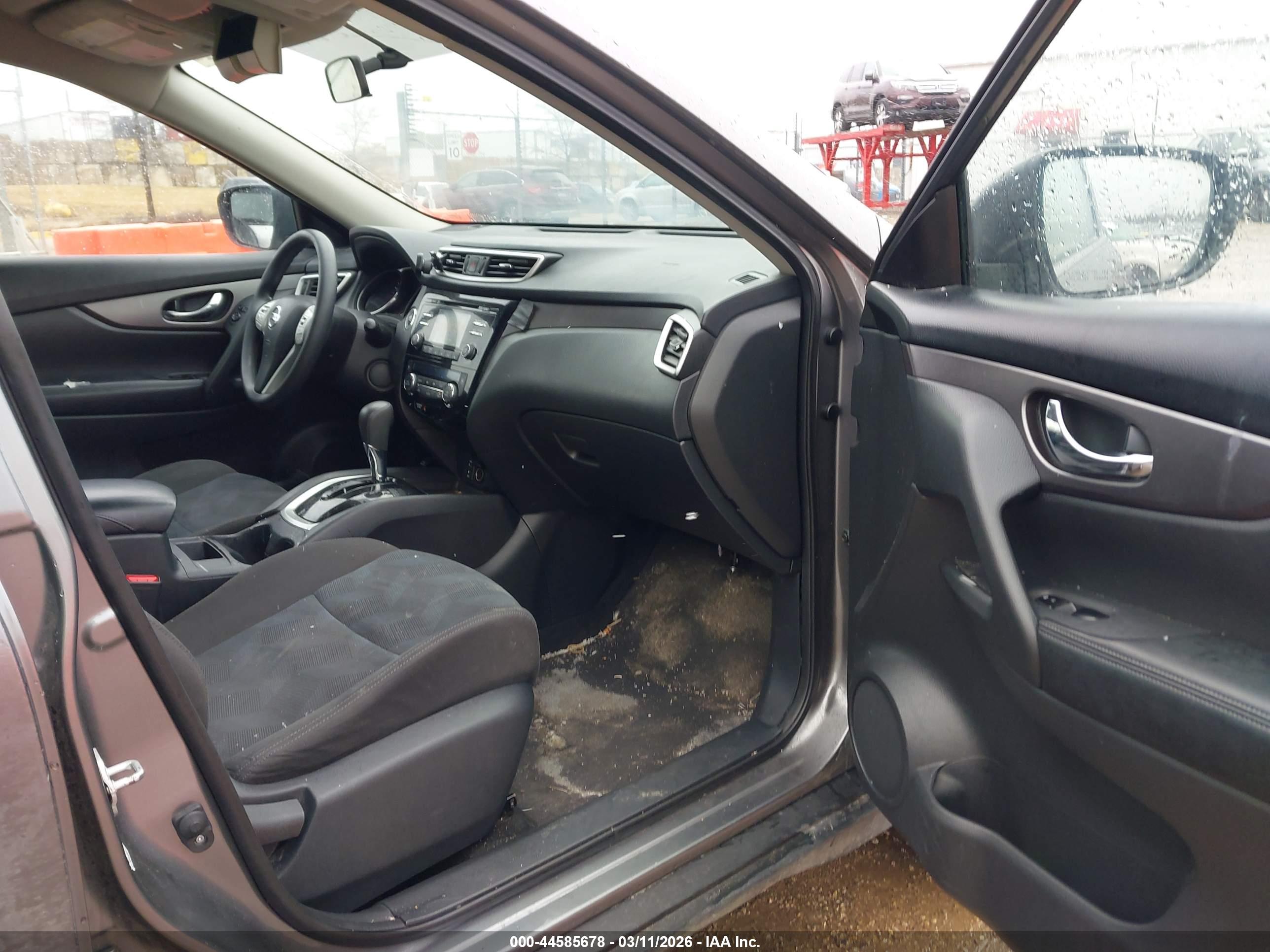 NISSAN ROGUE image 5