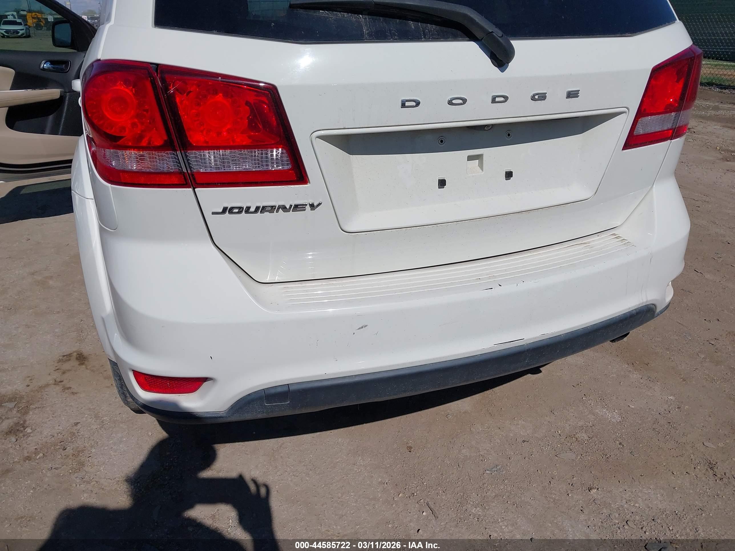 DODGE JOURNEY image 6
