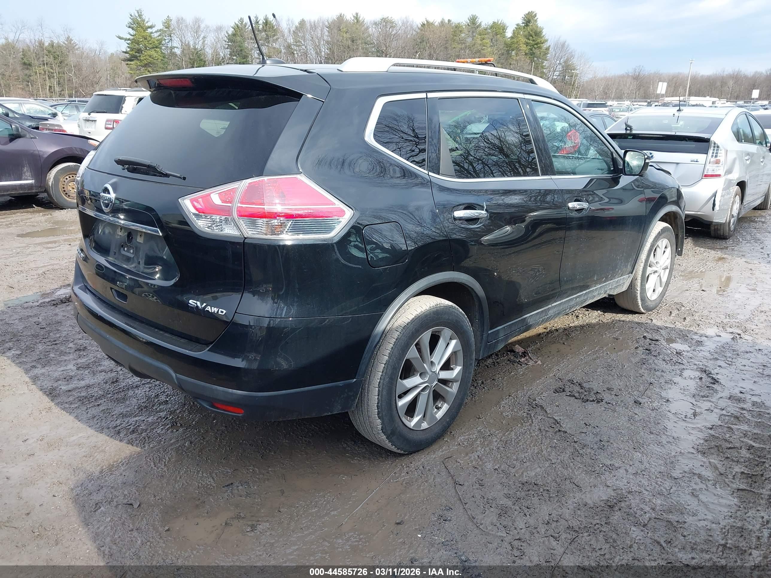 NISSAN ROGUE image 4